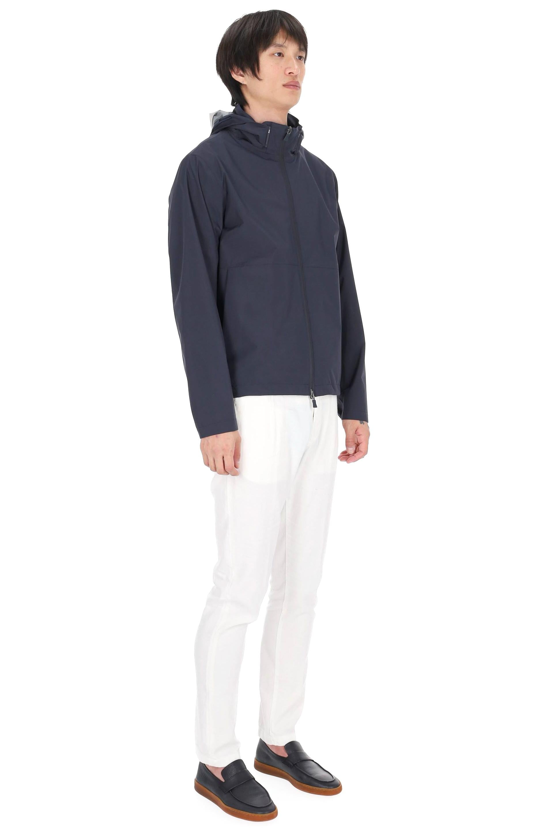 Herno Giubbino bomber in nylon anti acqua Functional Wardrobe GI000618U/2 9201