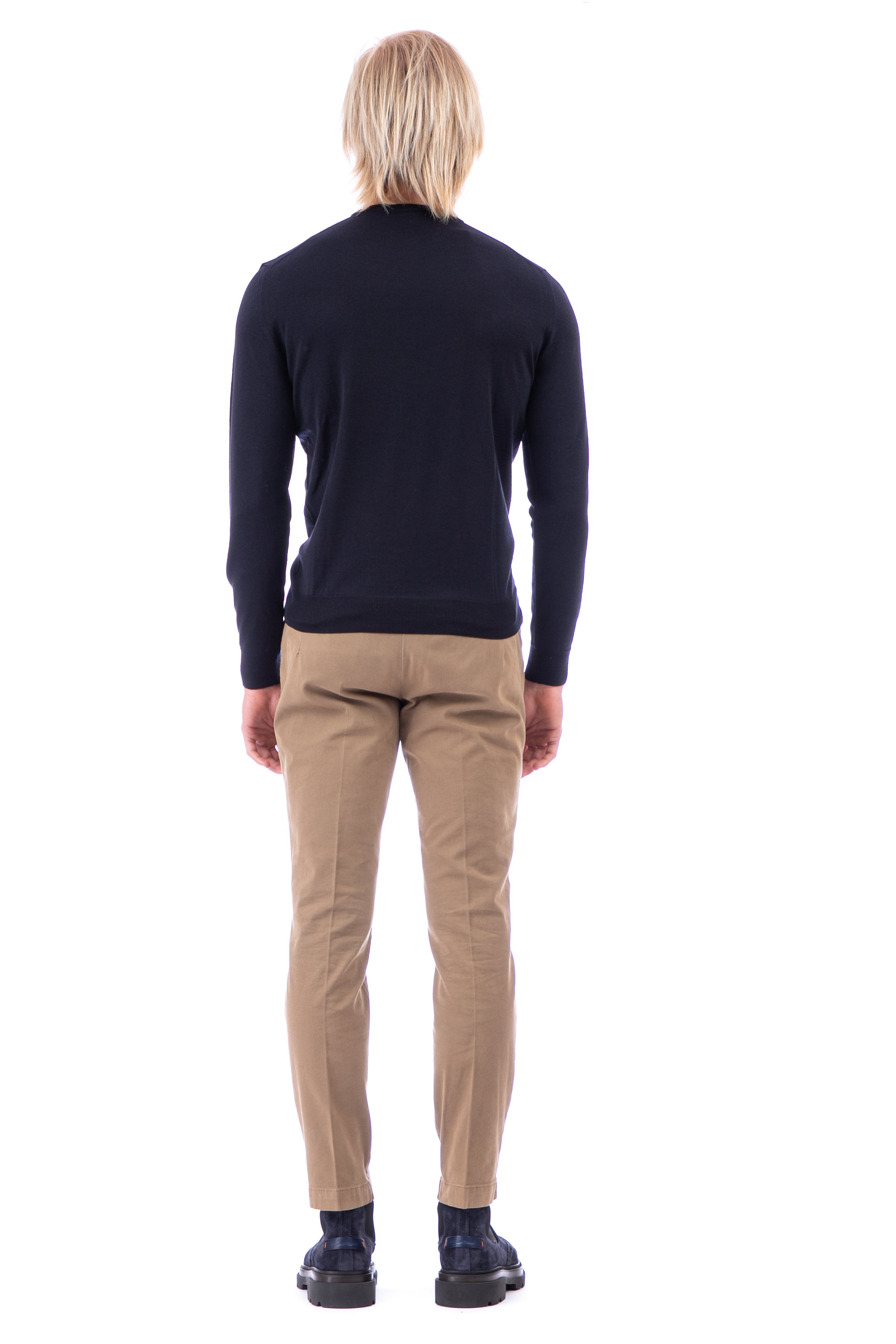 Crew-neck sweater in super 140's fine wool