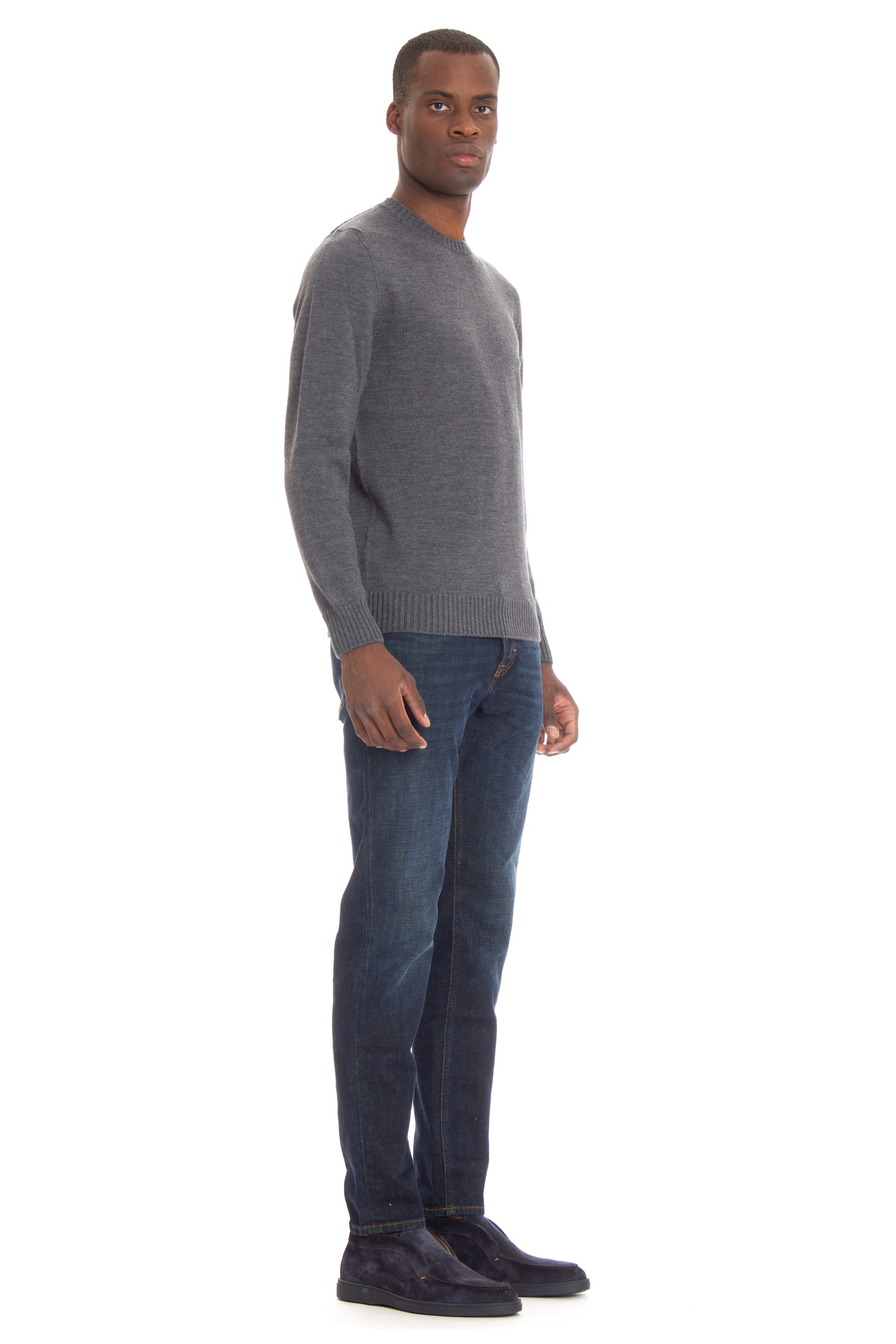 Crew-neck sweater in 7 gauge merino wool