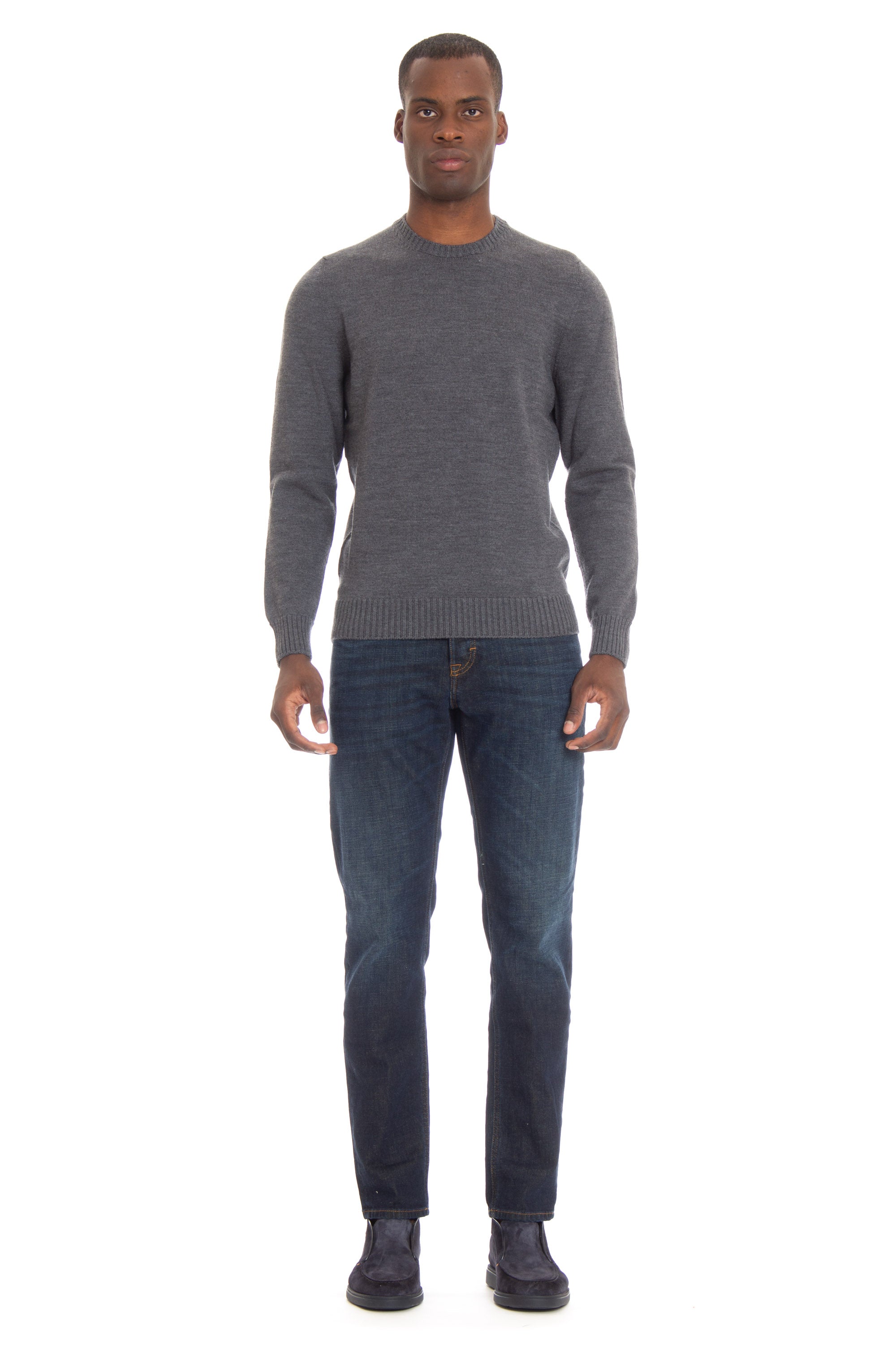 Crew-neck sweater in 7 gauge merino wool