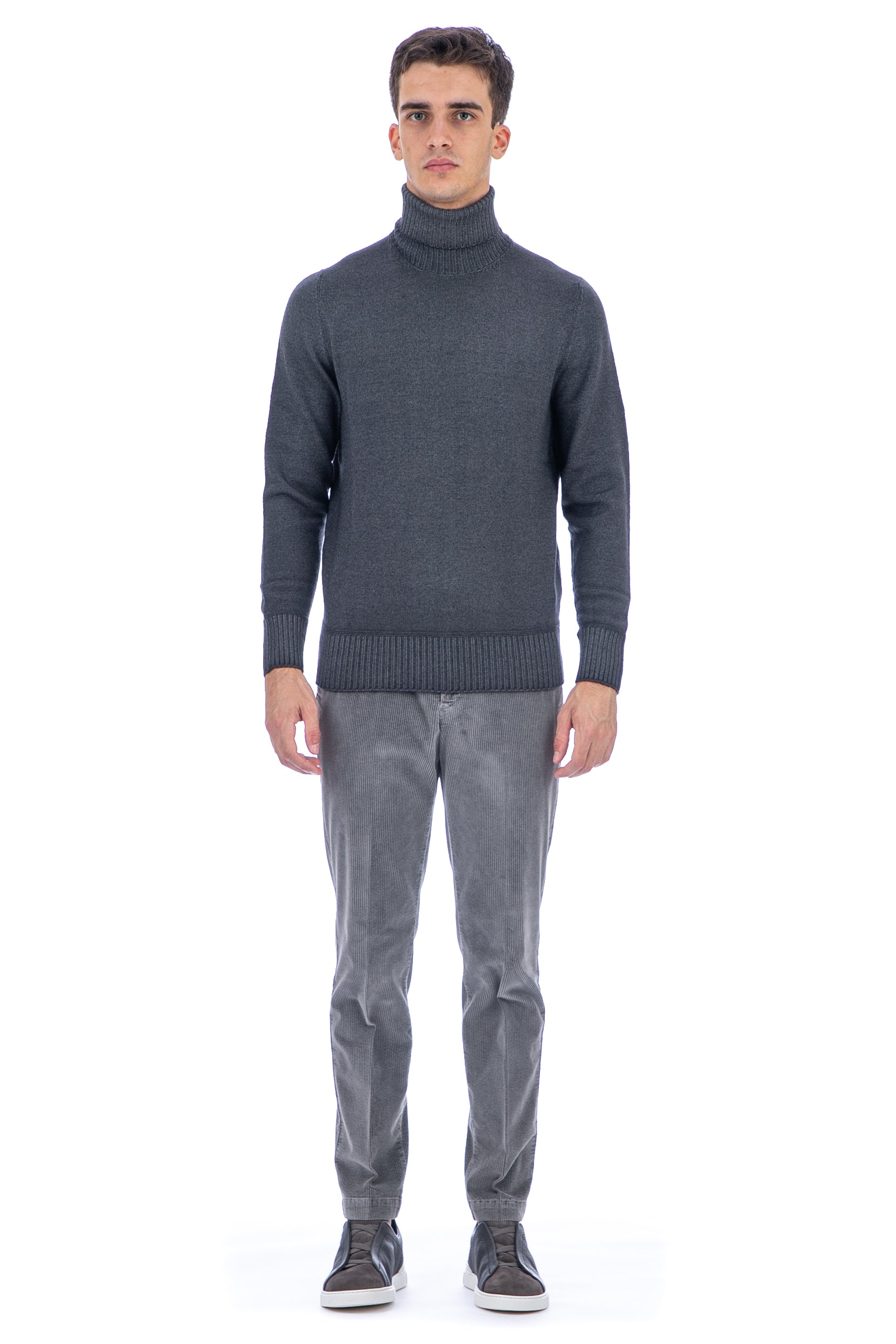 Turtleneck sweater in 7 gauge merino wool