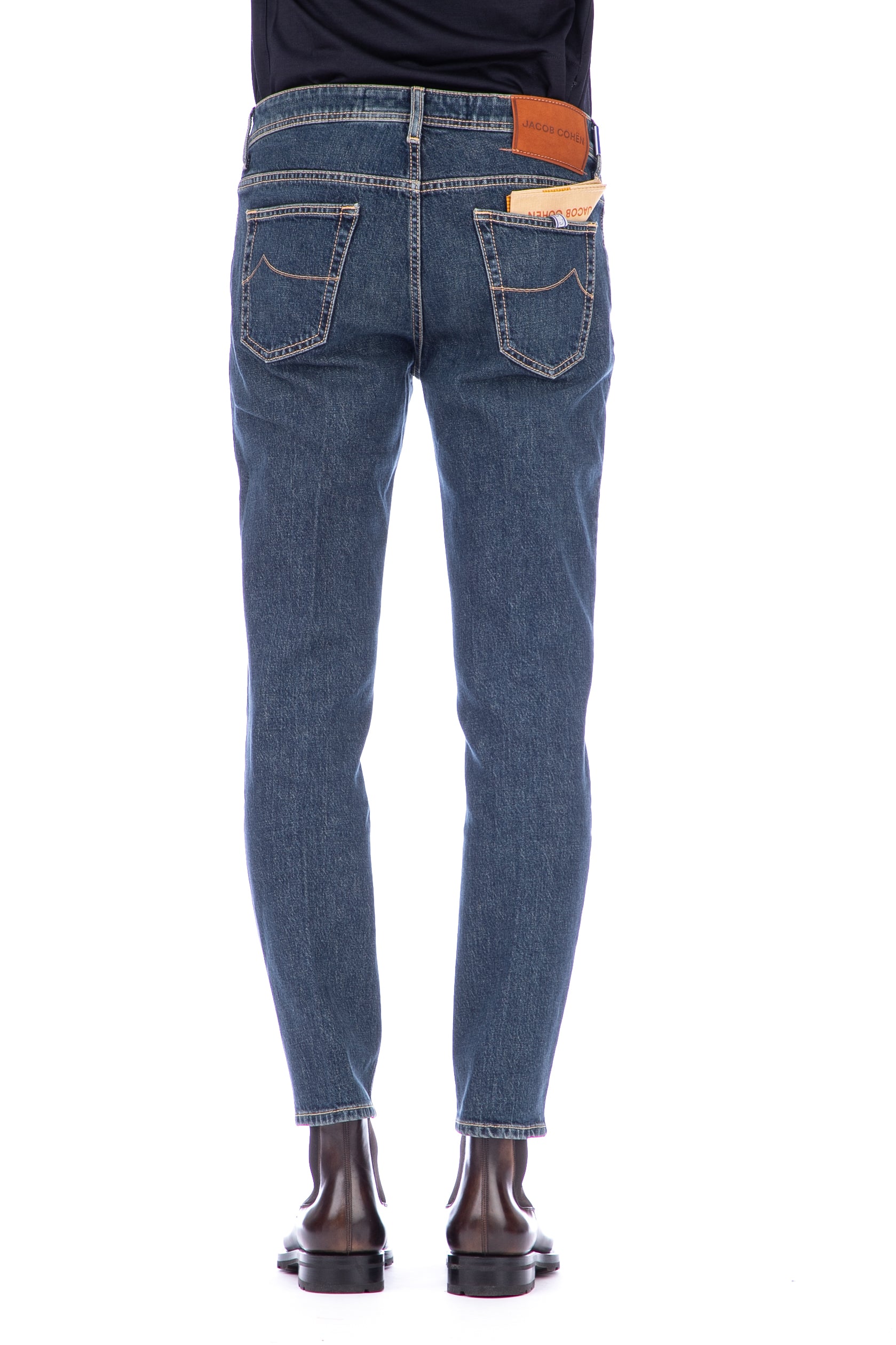 Scott-Fit-Jeans aus Wildleder mit Label