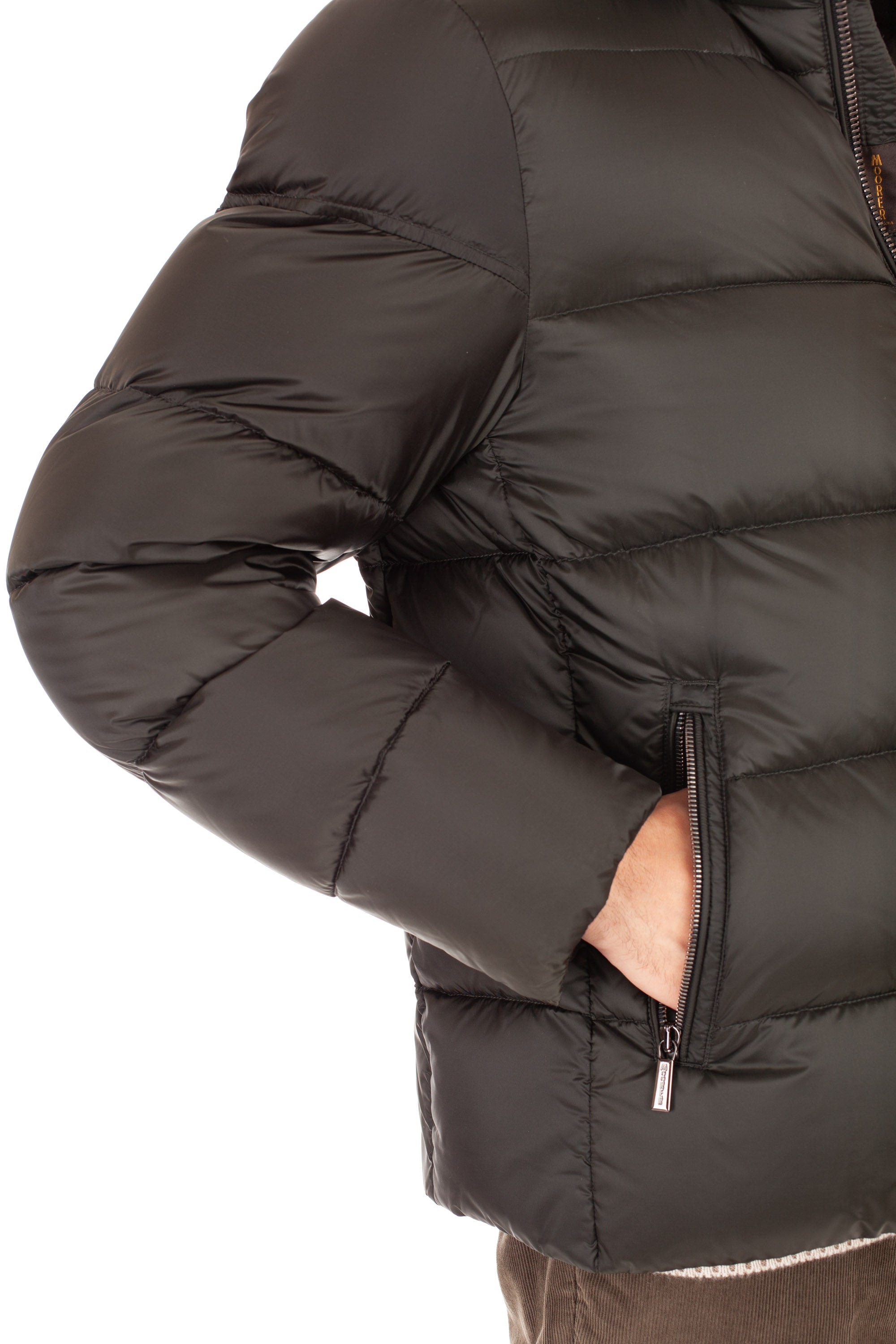 Bomber down jacket with removable hood mod. brett-sh