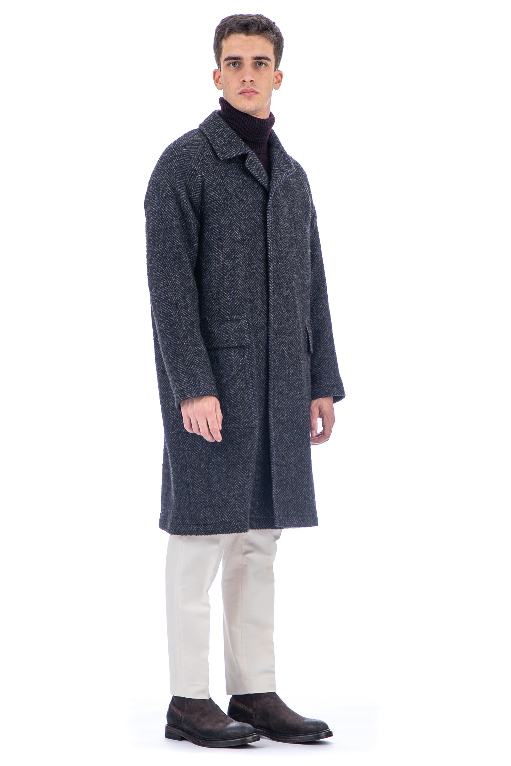 Over-fit herringbone coat in wool