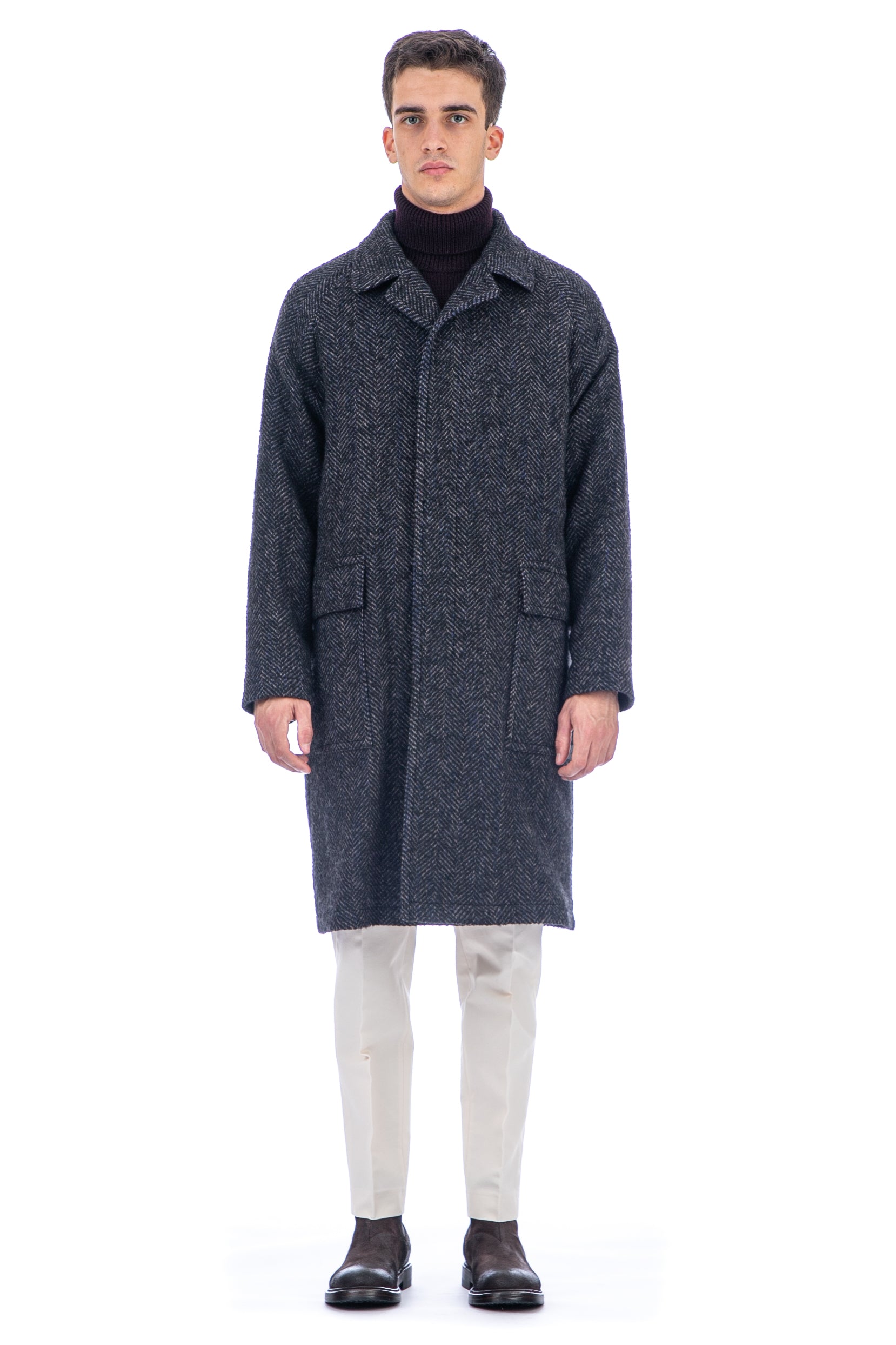 Over-fit herringbone coat in wool