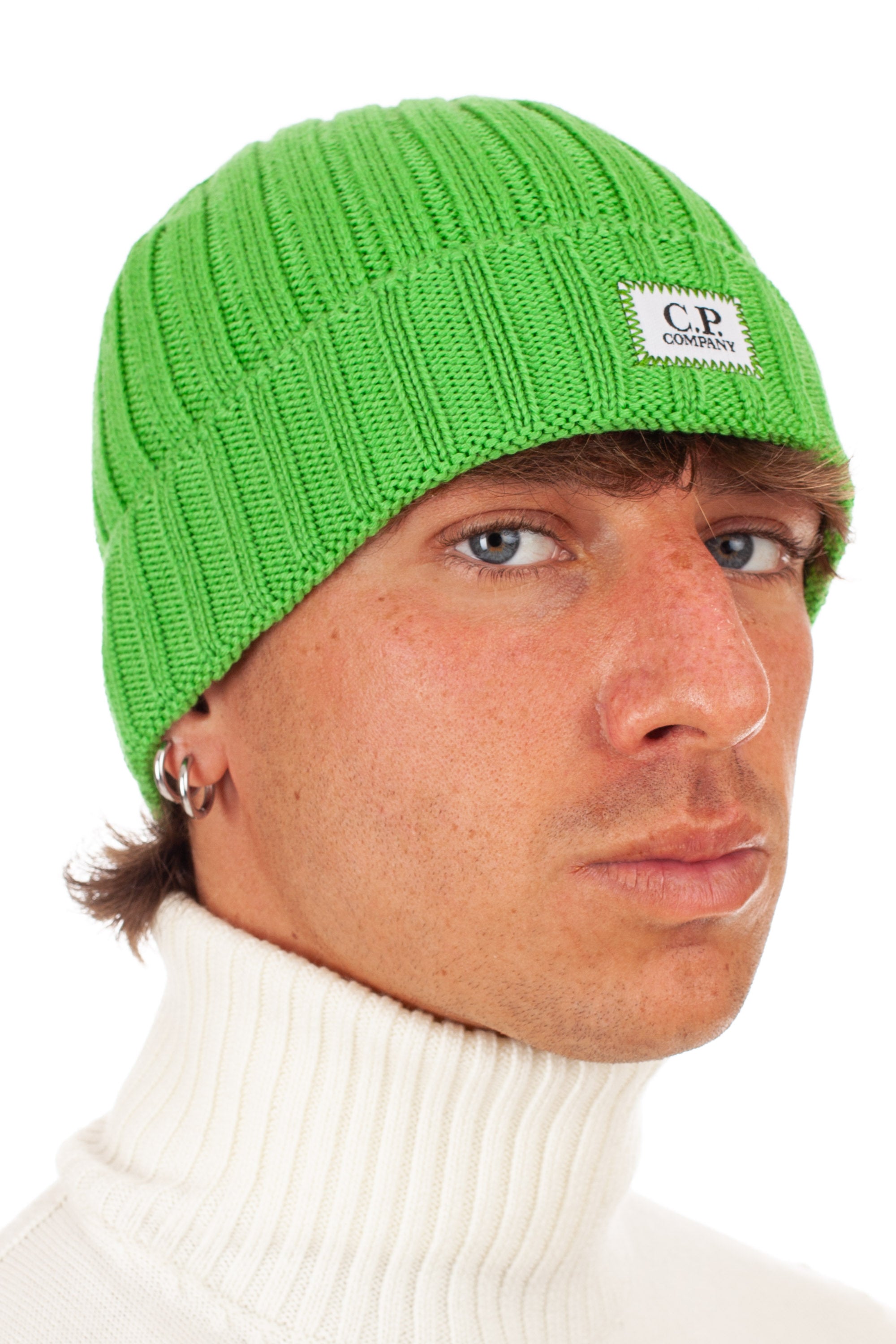 Wool cap with front logo
