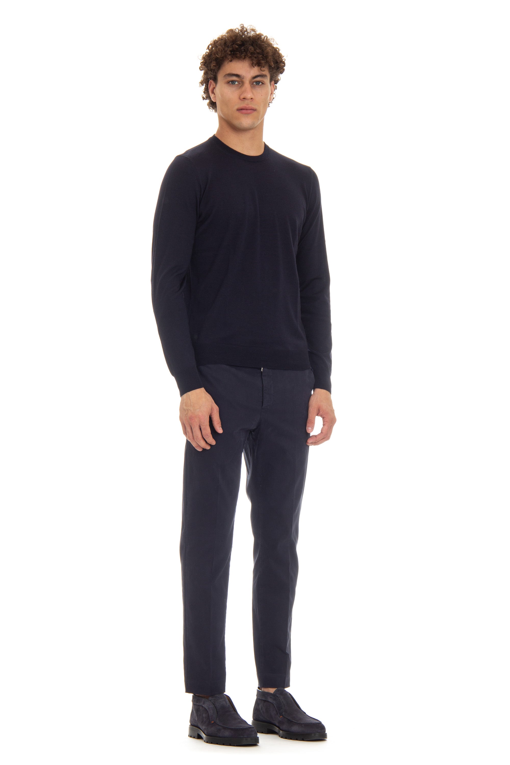 Crew-neck sweater in super 140's fine wool