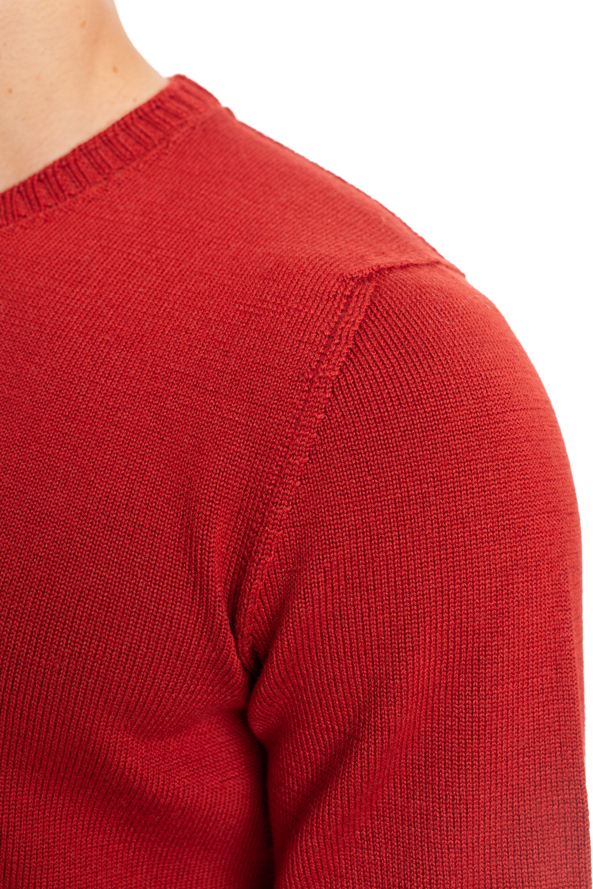 Crew-neck sweater in 7 gauge merino wool