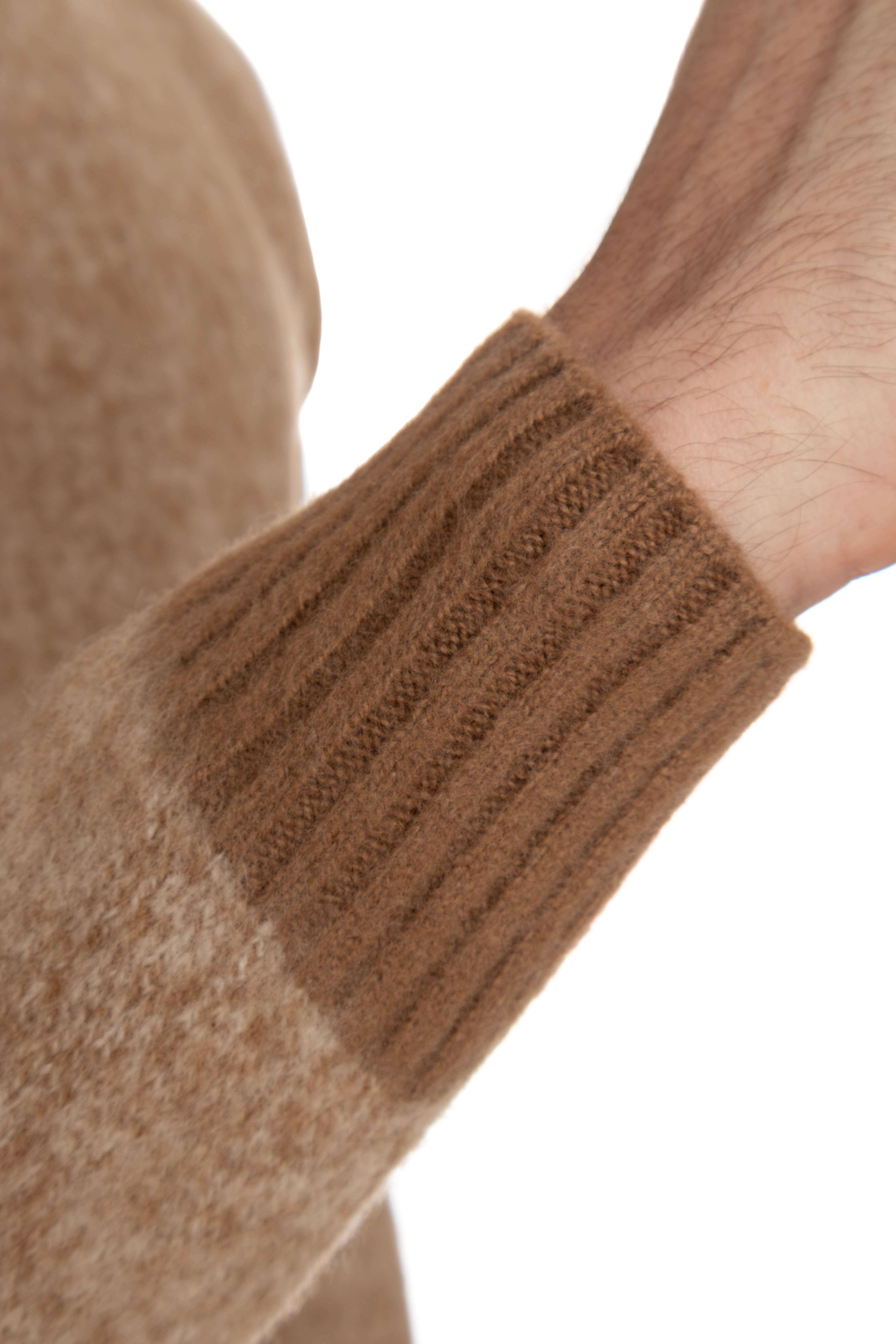 Crew-neck sweater in supersoft brushed wool