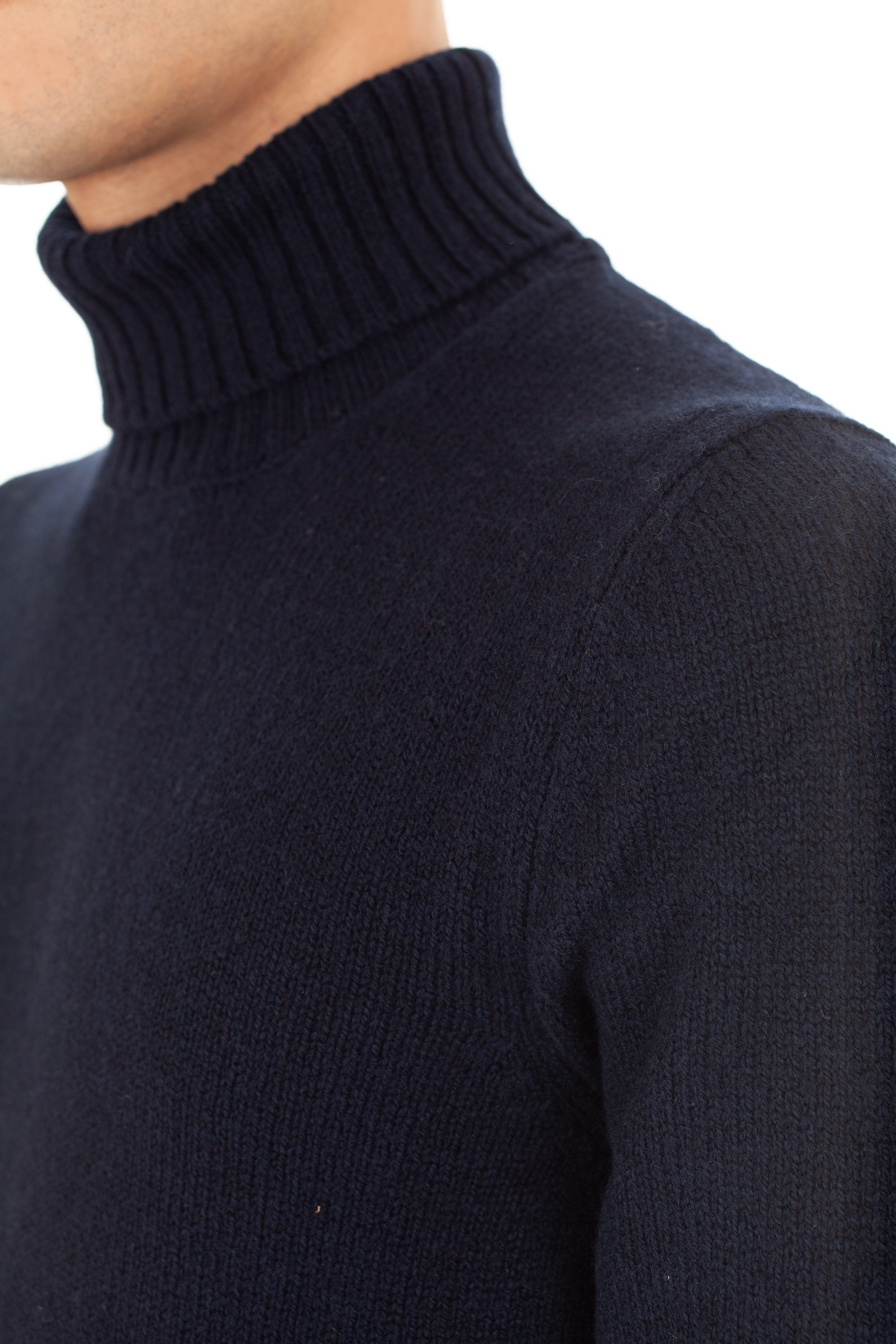 Rollkragenpullover aus Airwool-Schurwolle