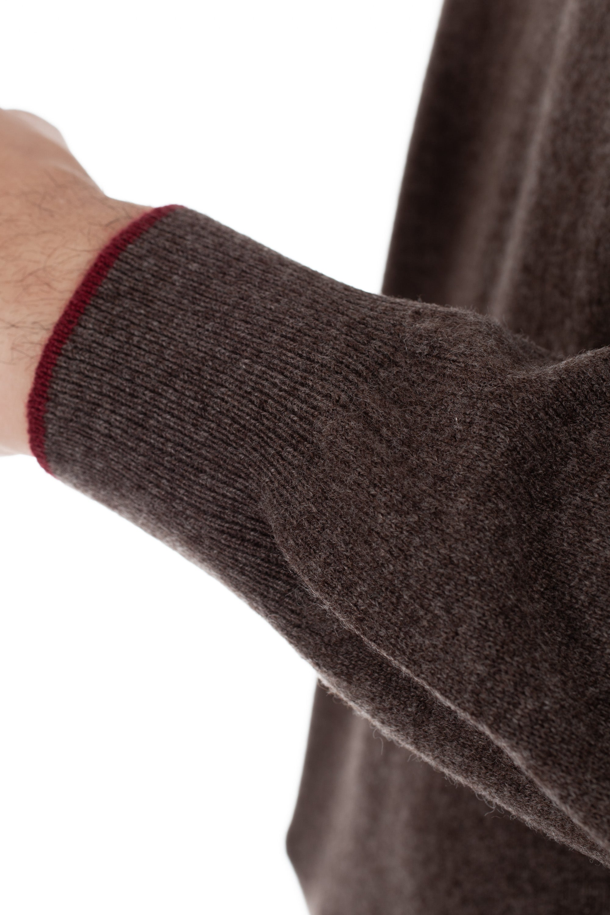 Crew-neck sweater in wool-cashmere with contrasting profiles