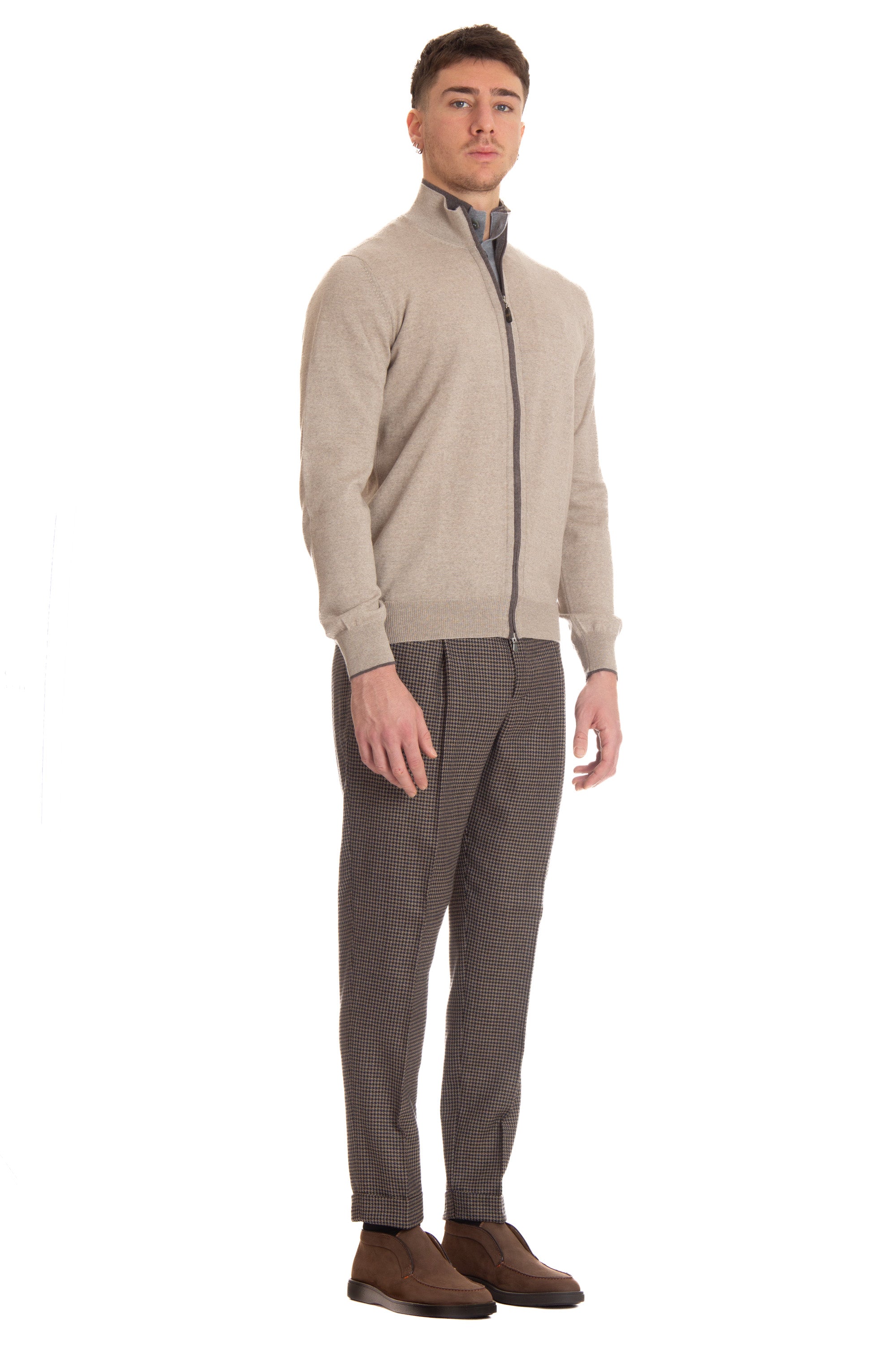 Cardigan in lana vergine con bottoni e zip