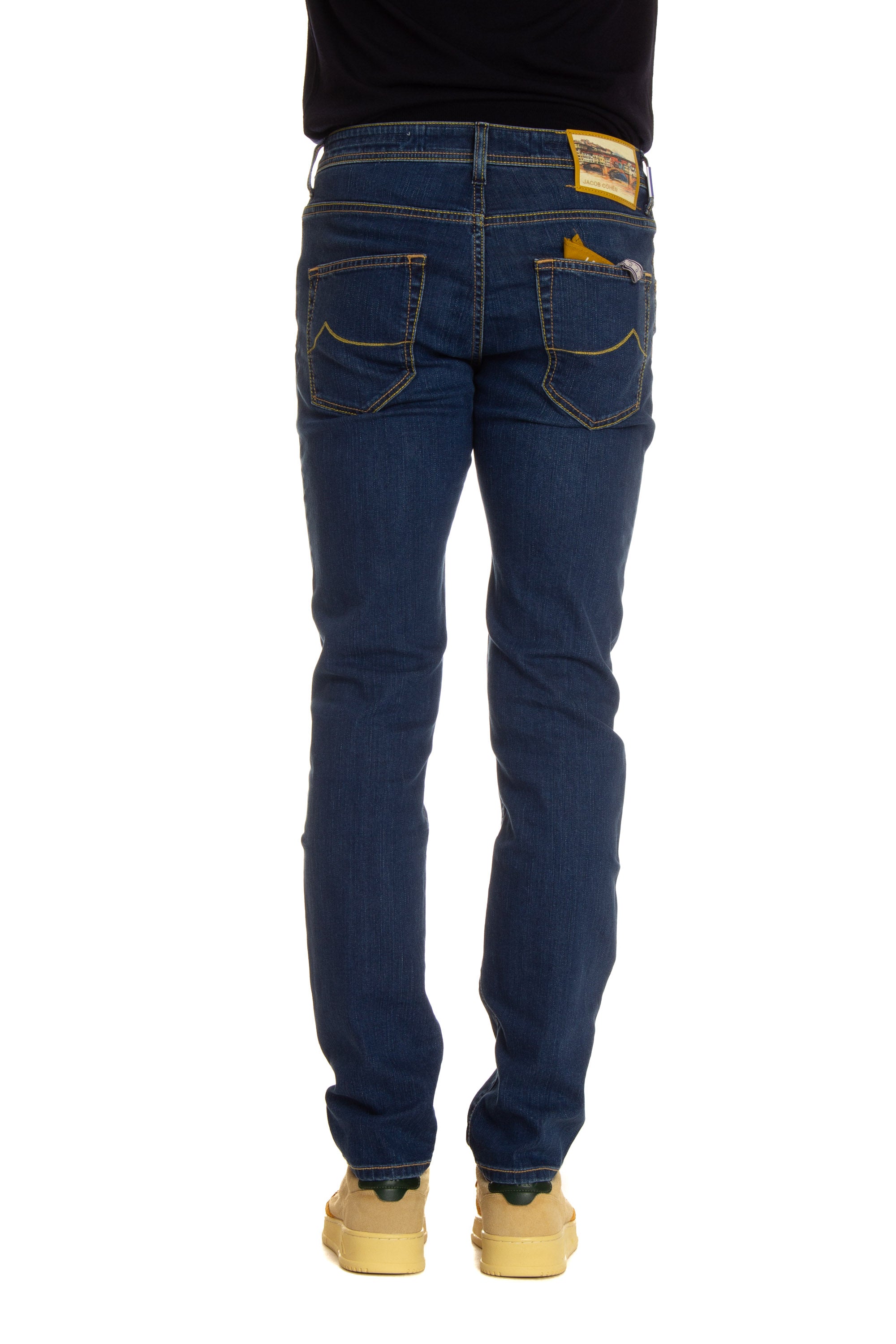 Jeans in Sonderedition mit Firenze-Fit-Barny-Label