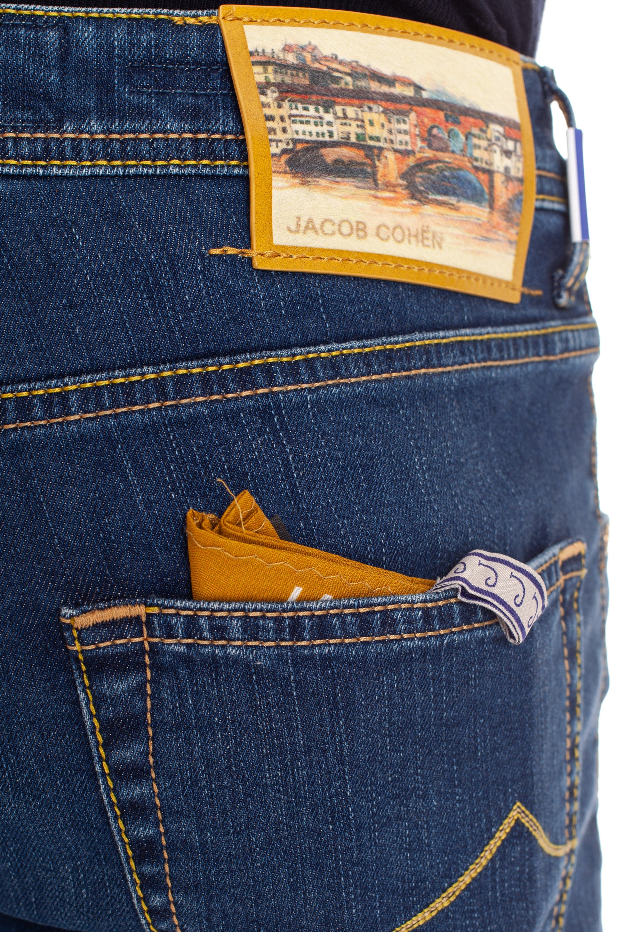 Special edition jeans with Firenze fit Barny label