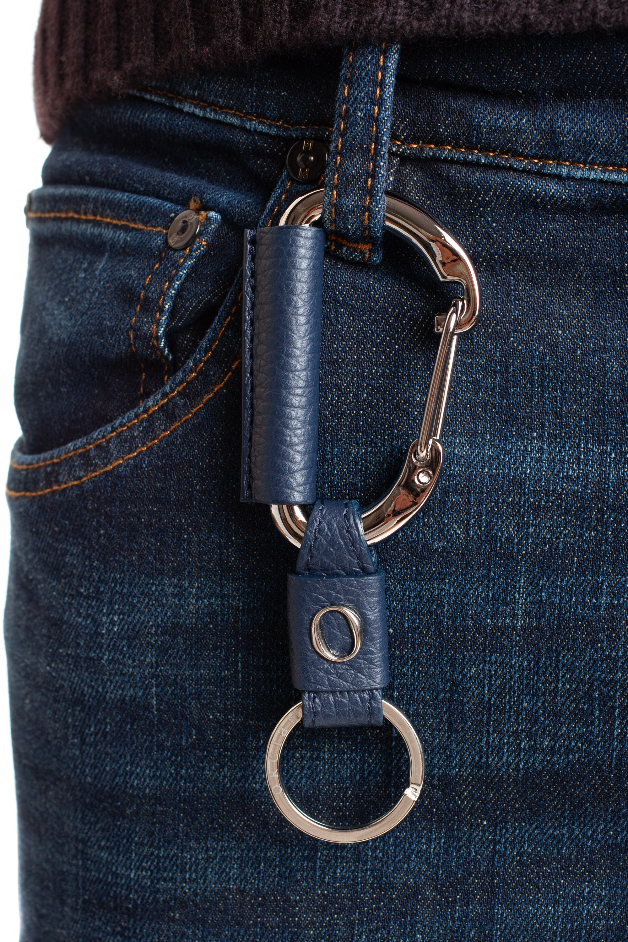 Leather key ring with carabiner