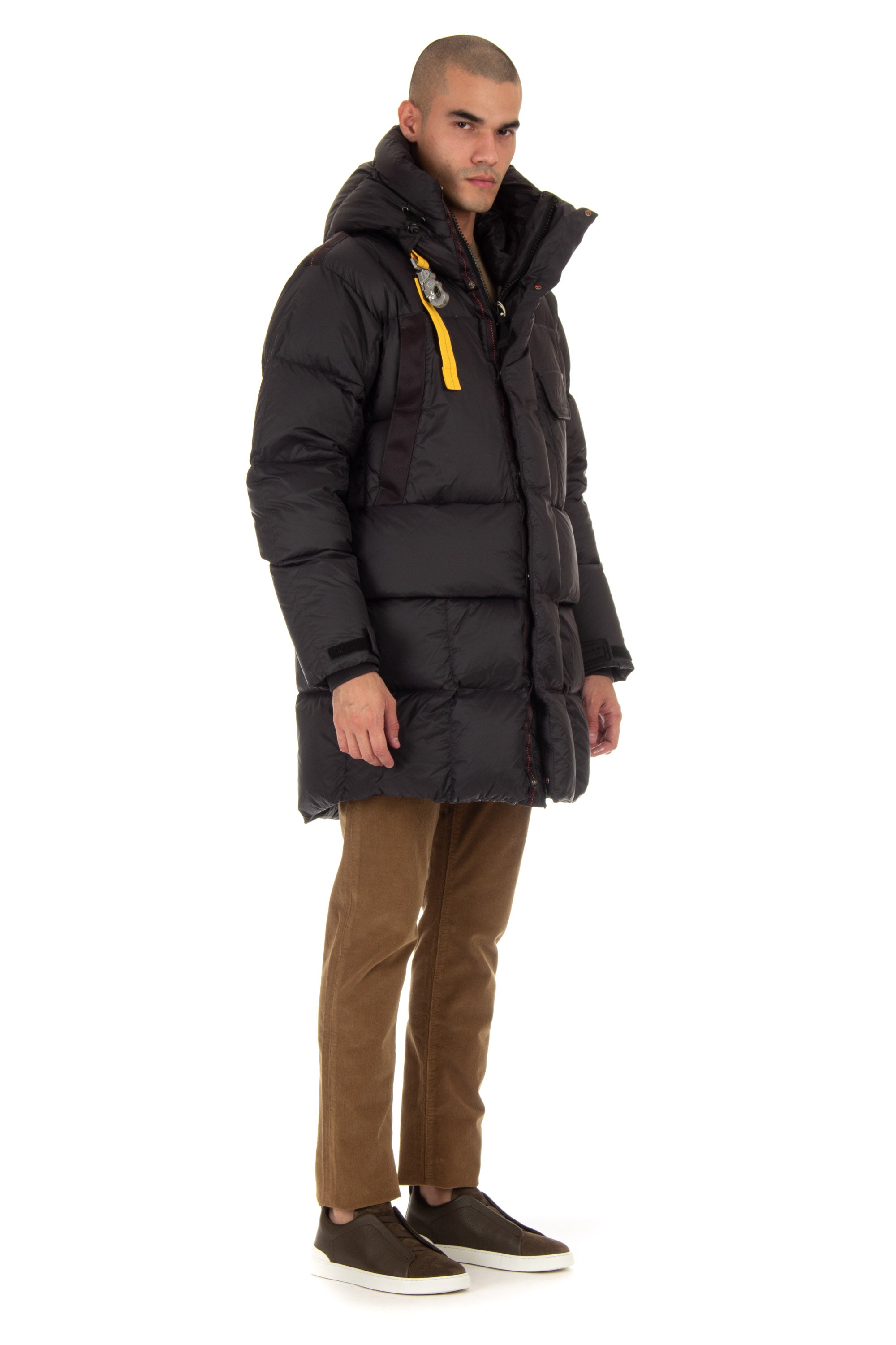 Lange, auffällige Parka-Daunenjacke