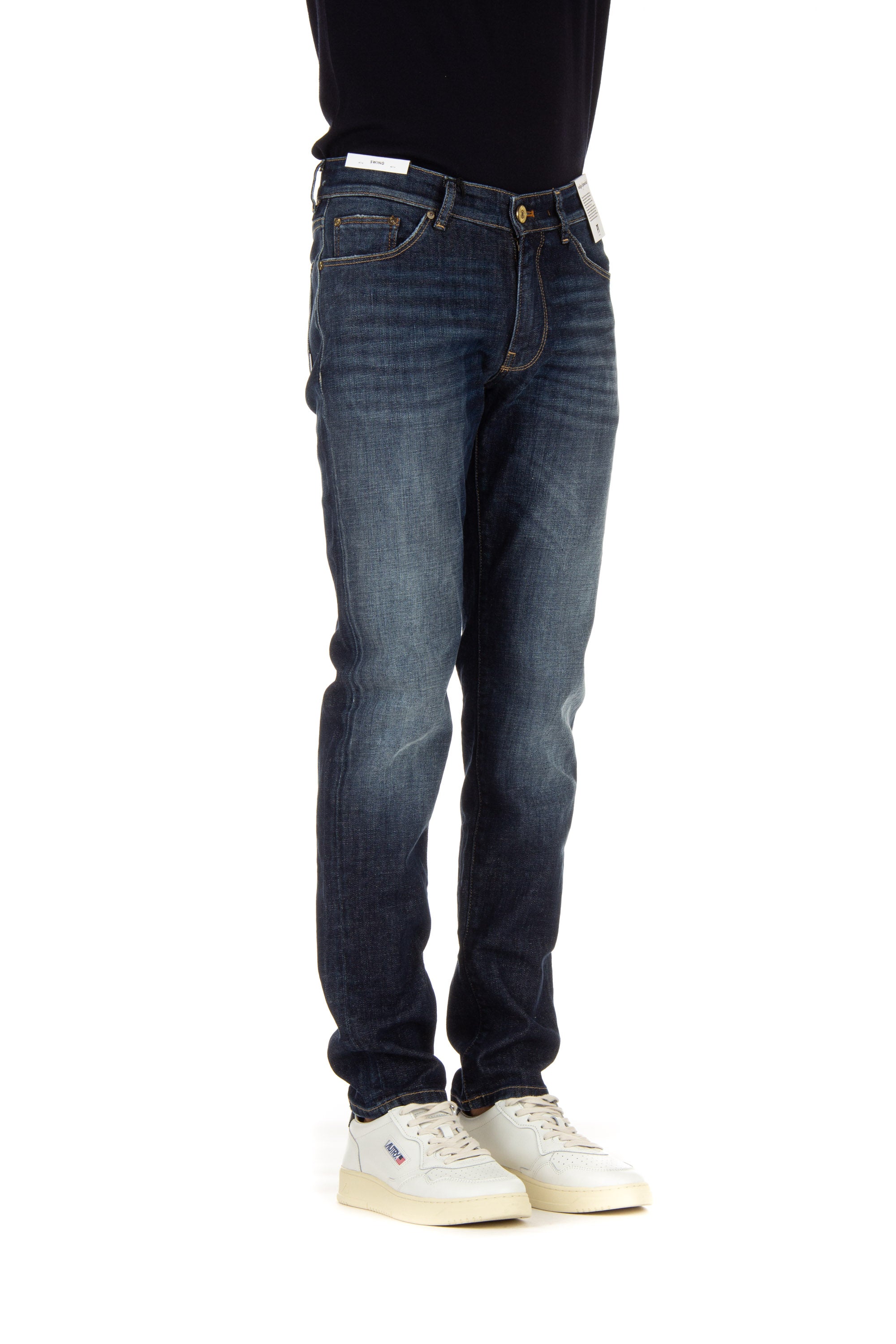 Swing fit denim jeans