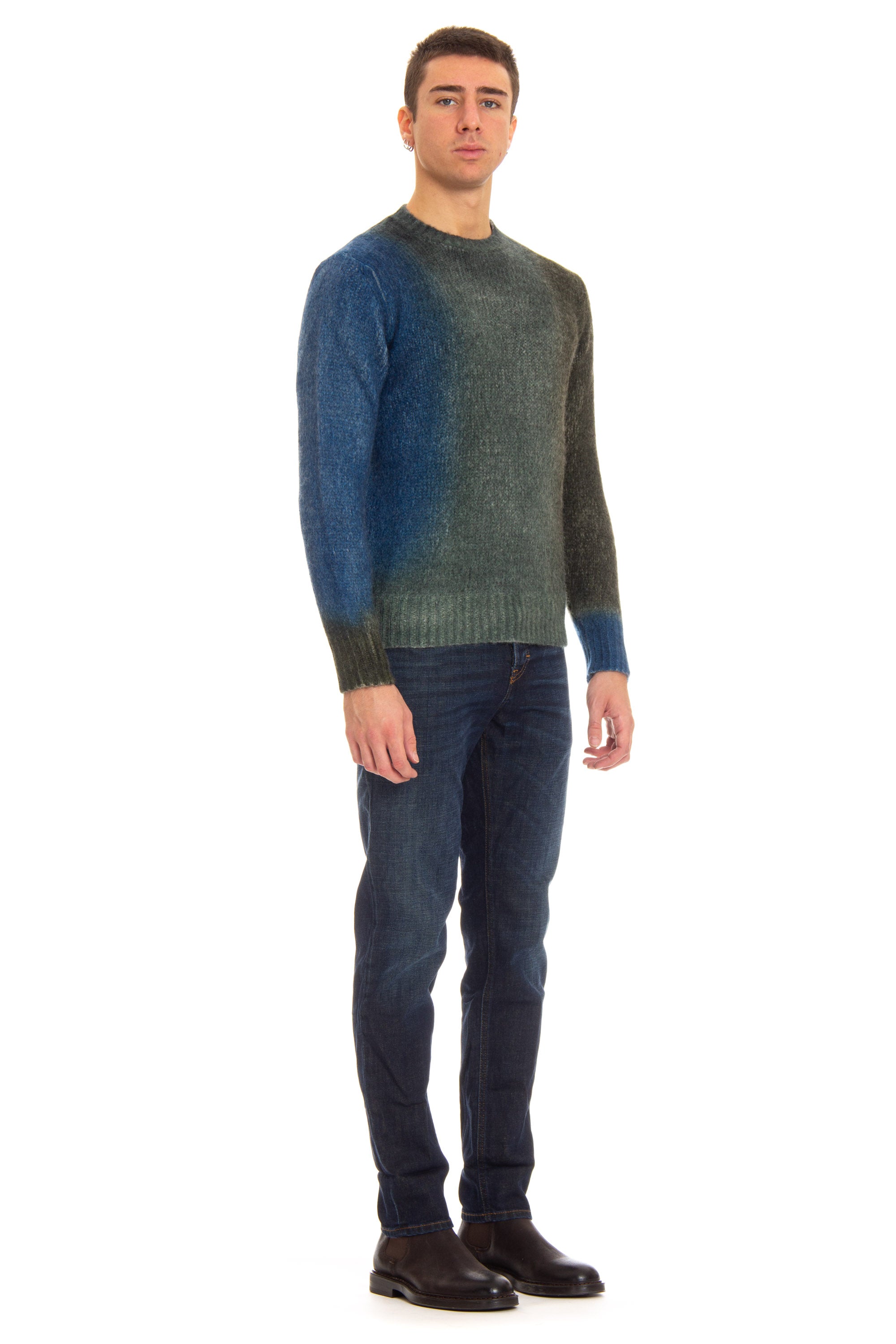 Crewneck in spray-dyed alpaca