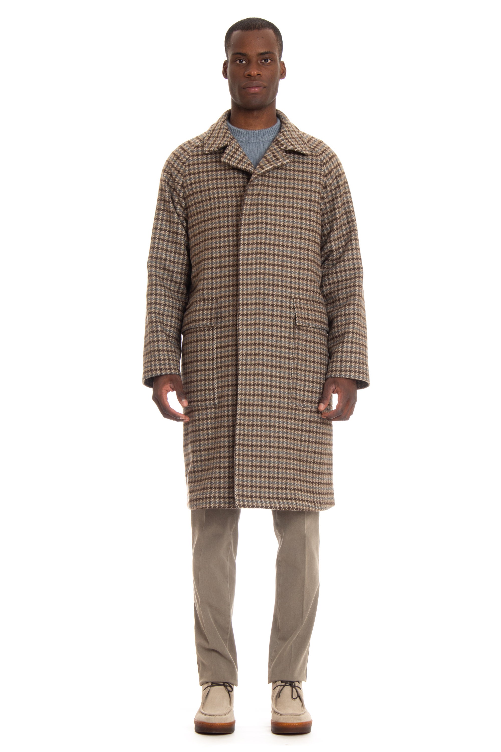 Lloyd model houndstooth coat