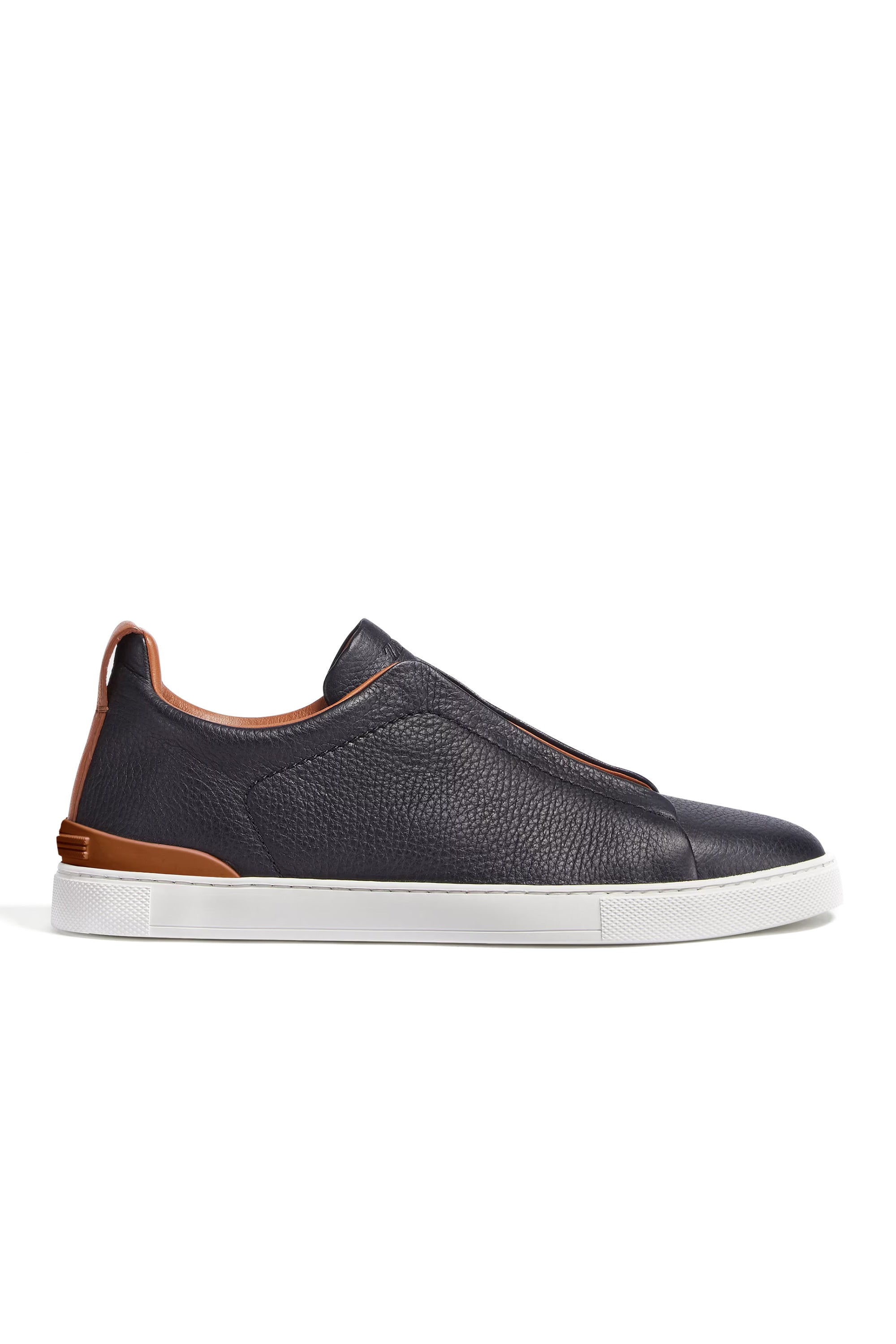 Black triple stitch sneaker in deerskin