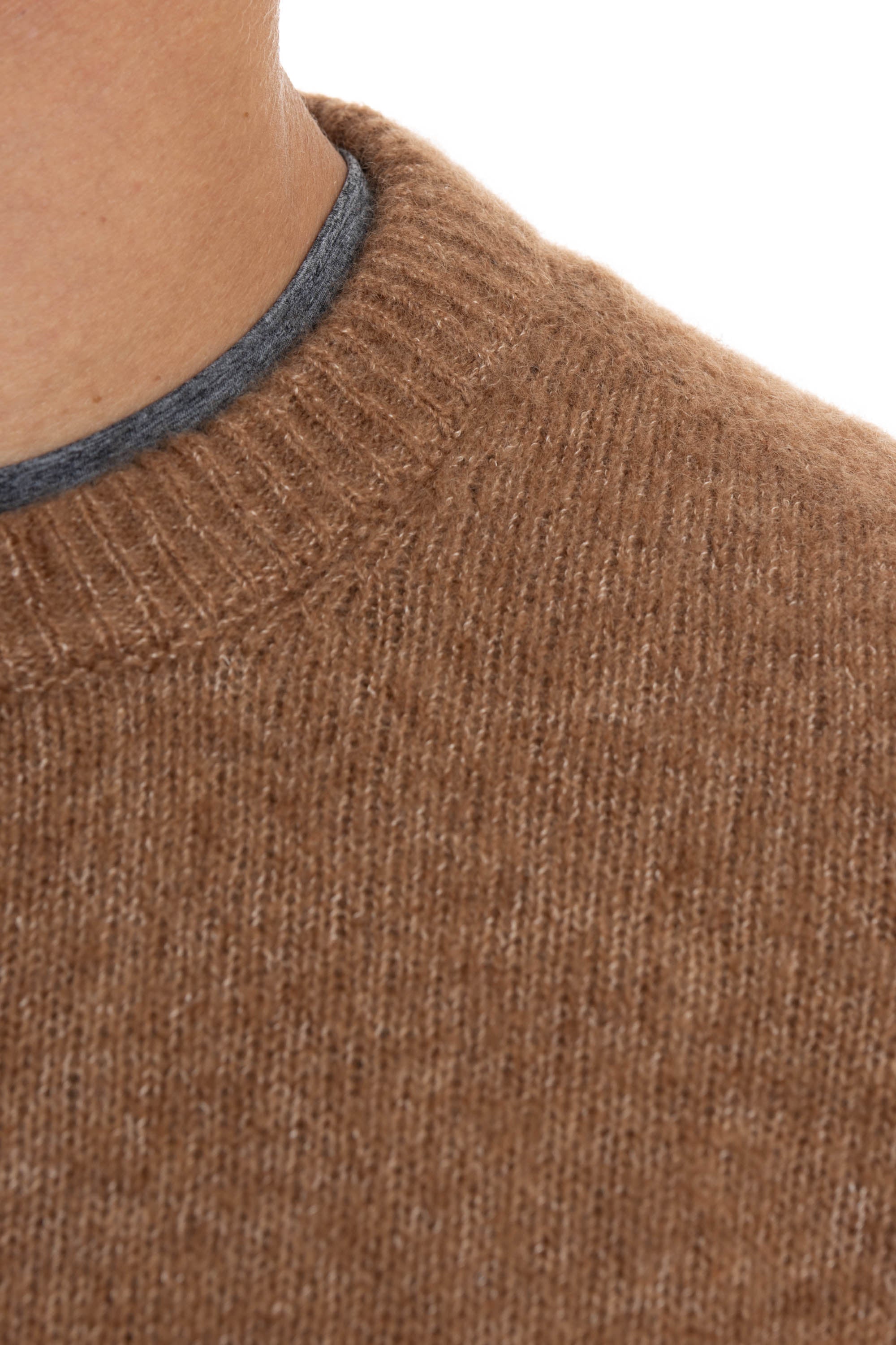 Maglia girocollo in cashmere-seta nuvola