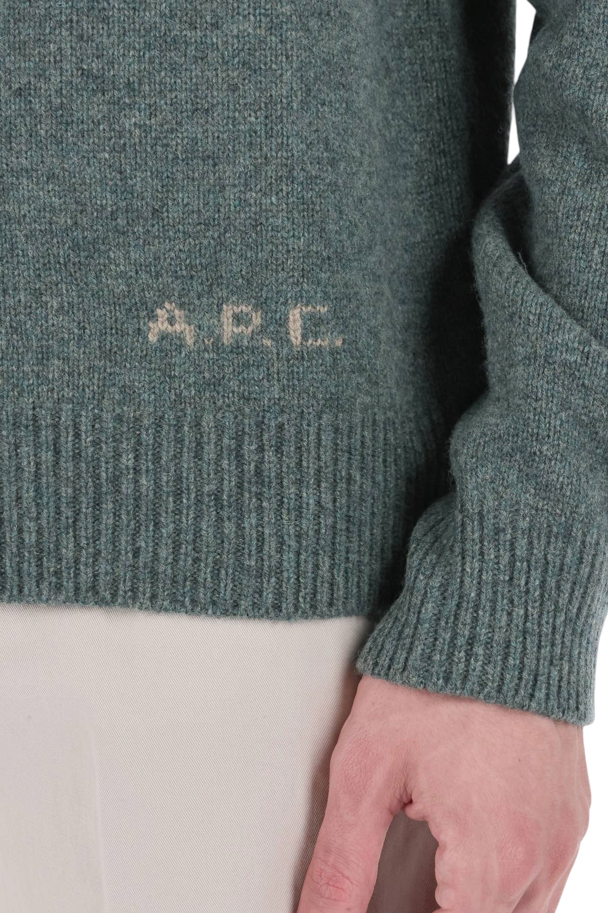 A.P.C. Maglia girocollo Edmond in lana WOASW H23491/2 PKA-VERT CHINE 