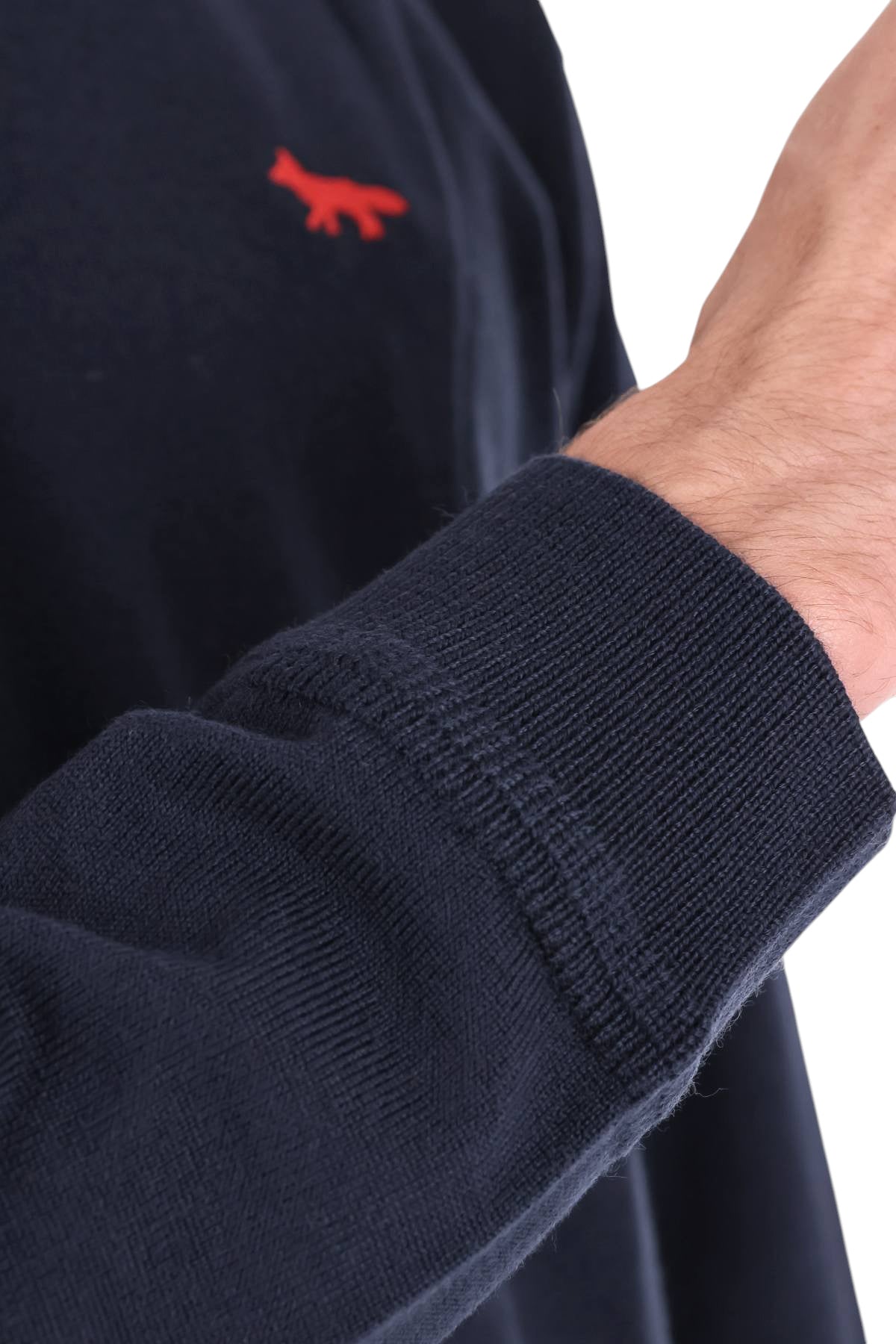 Maison Kitsuné Maglia girocollo in lana con Red Profile Fox MRMKJ24KT1239 CLASSIC NAVY 