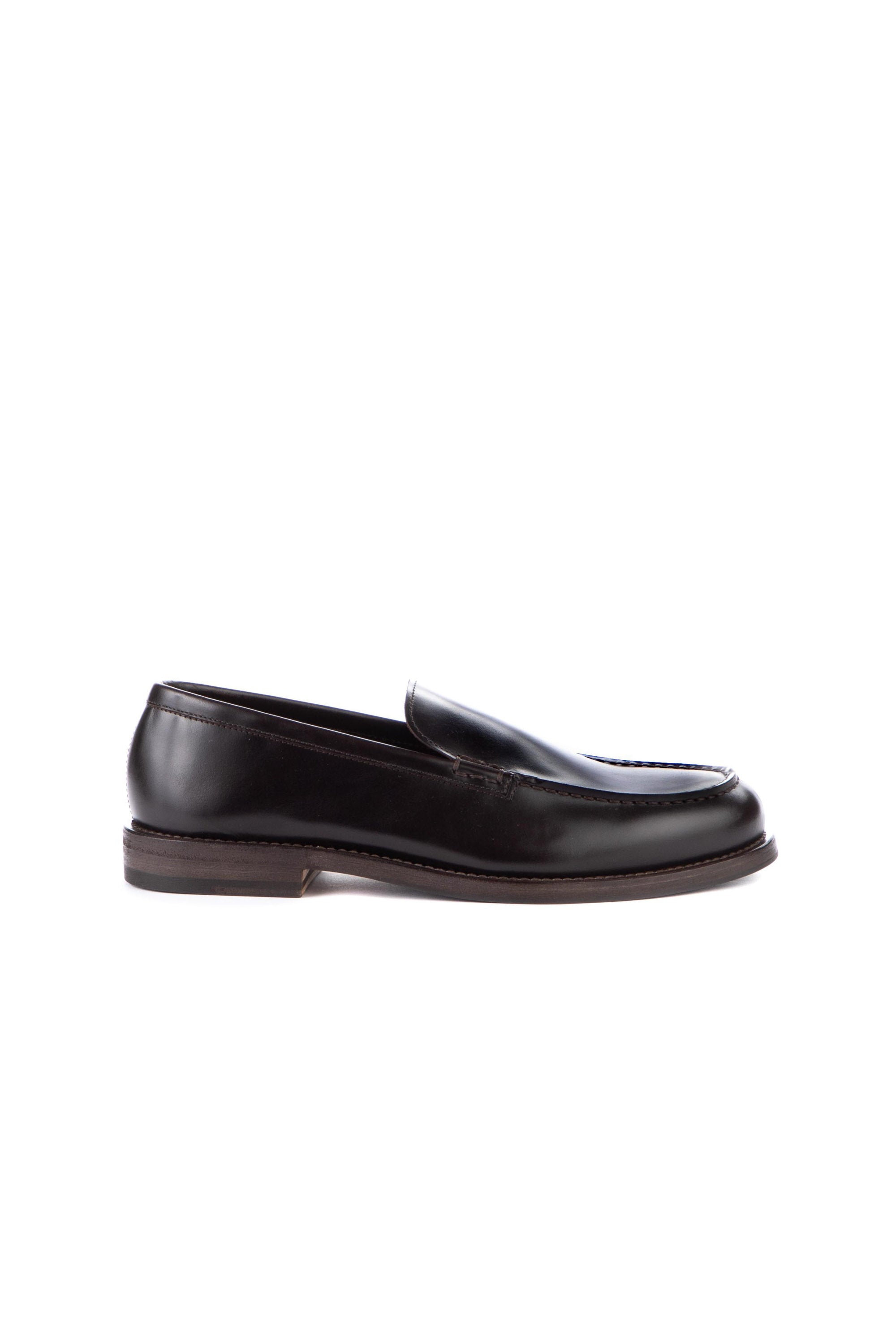 Brushed calfskin moccasin