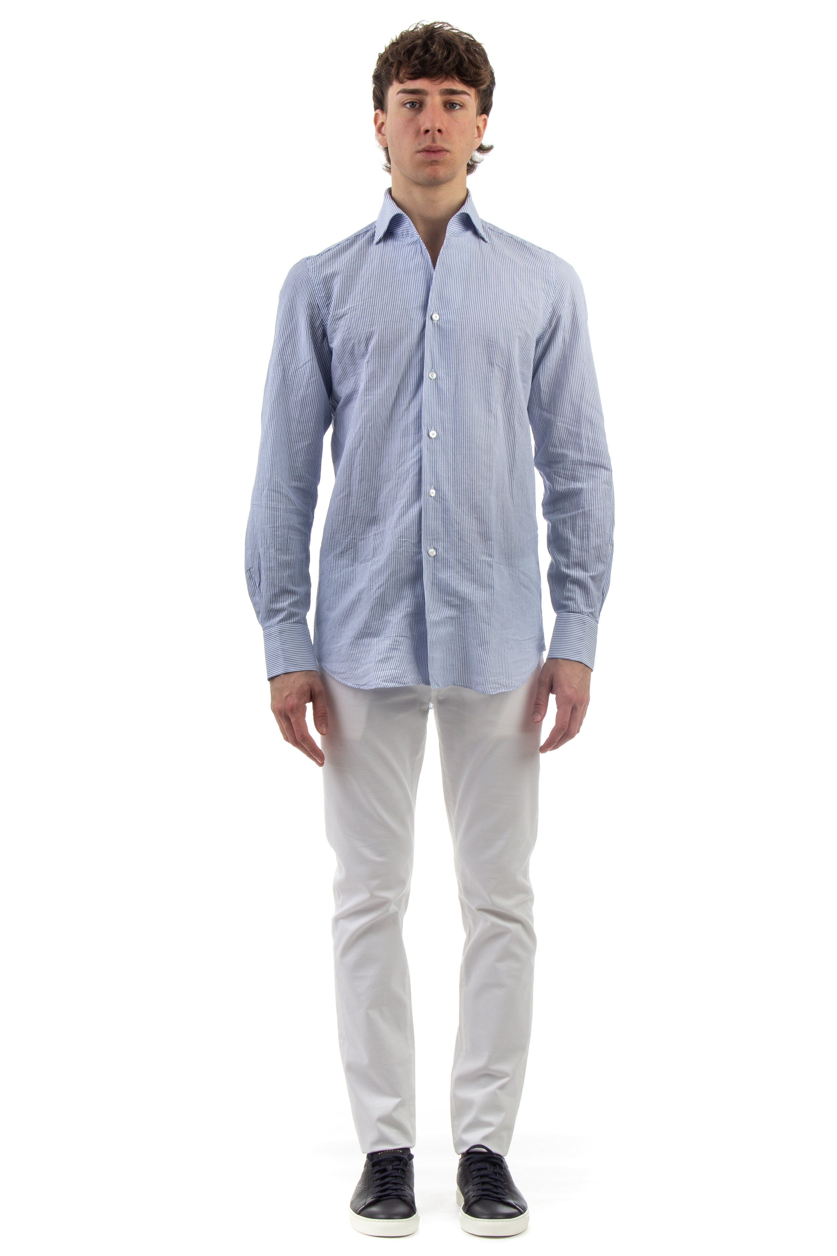 Tailored cotton shirt with round neck