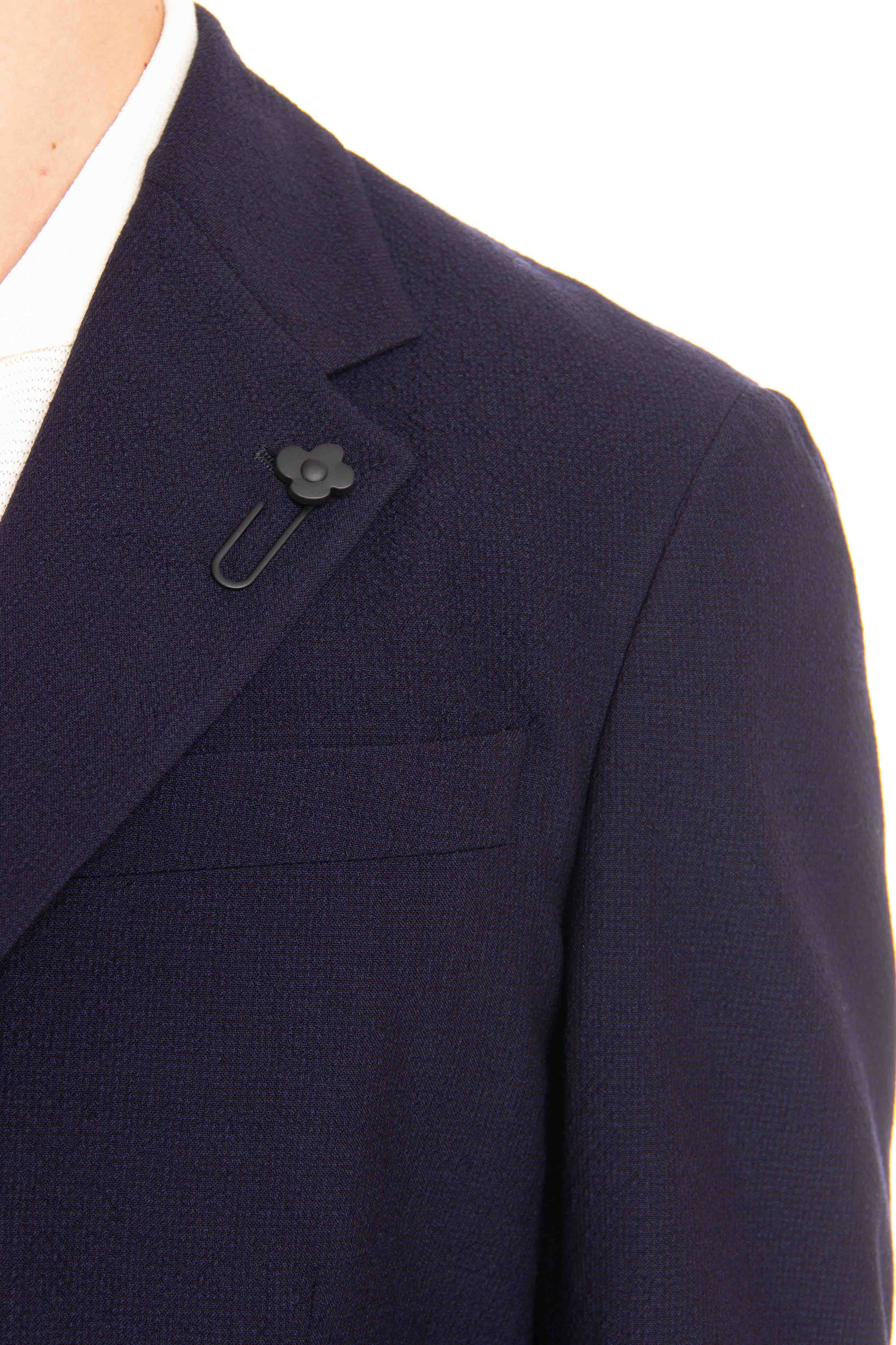 Easywear suit in superlight seersucker wool