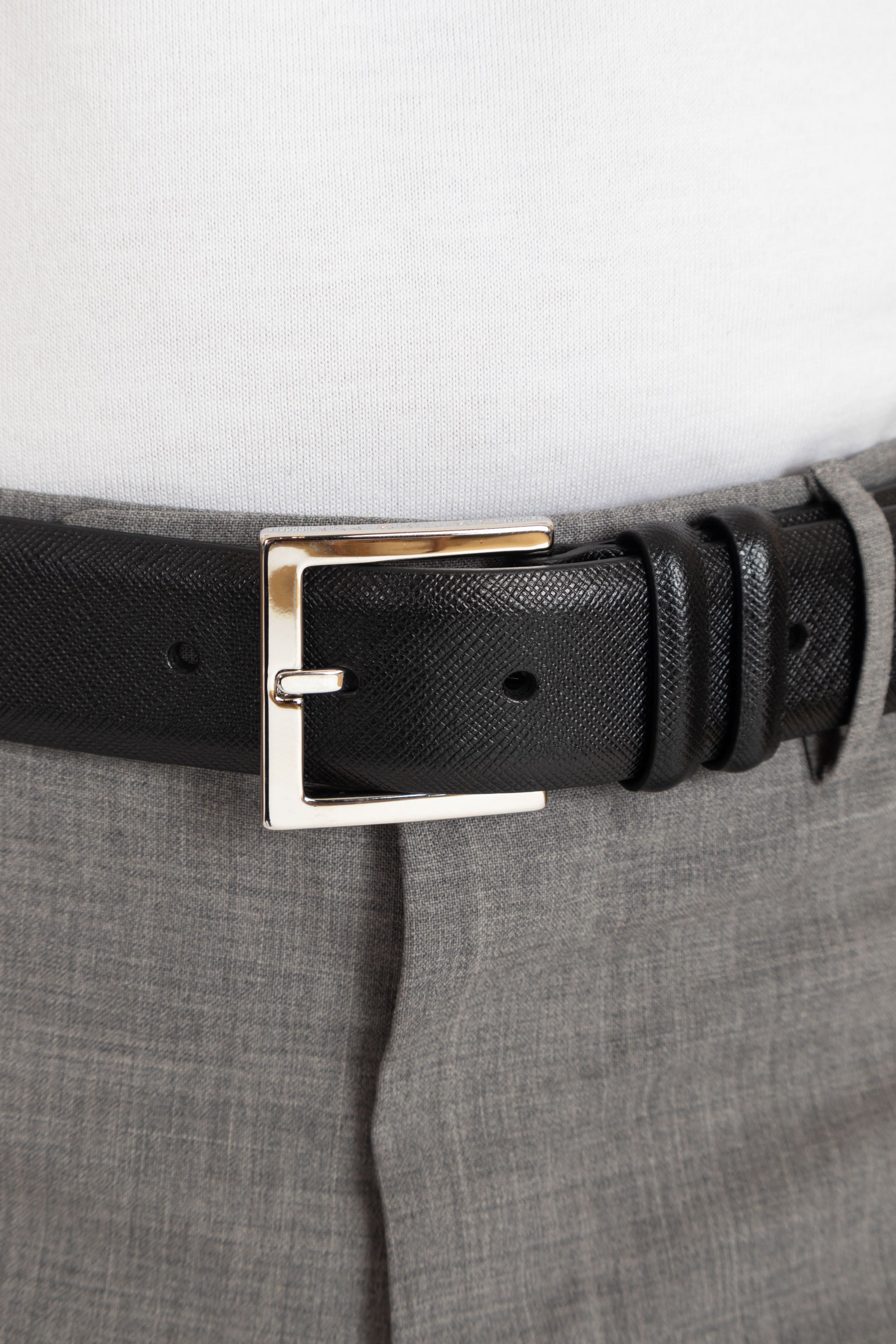 Classic saffiano leather belt