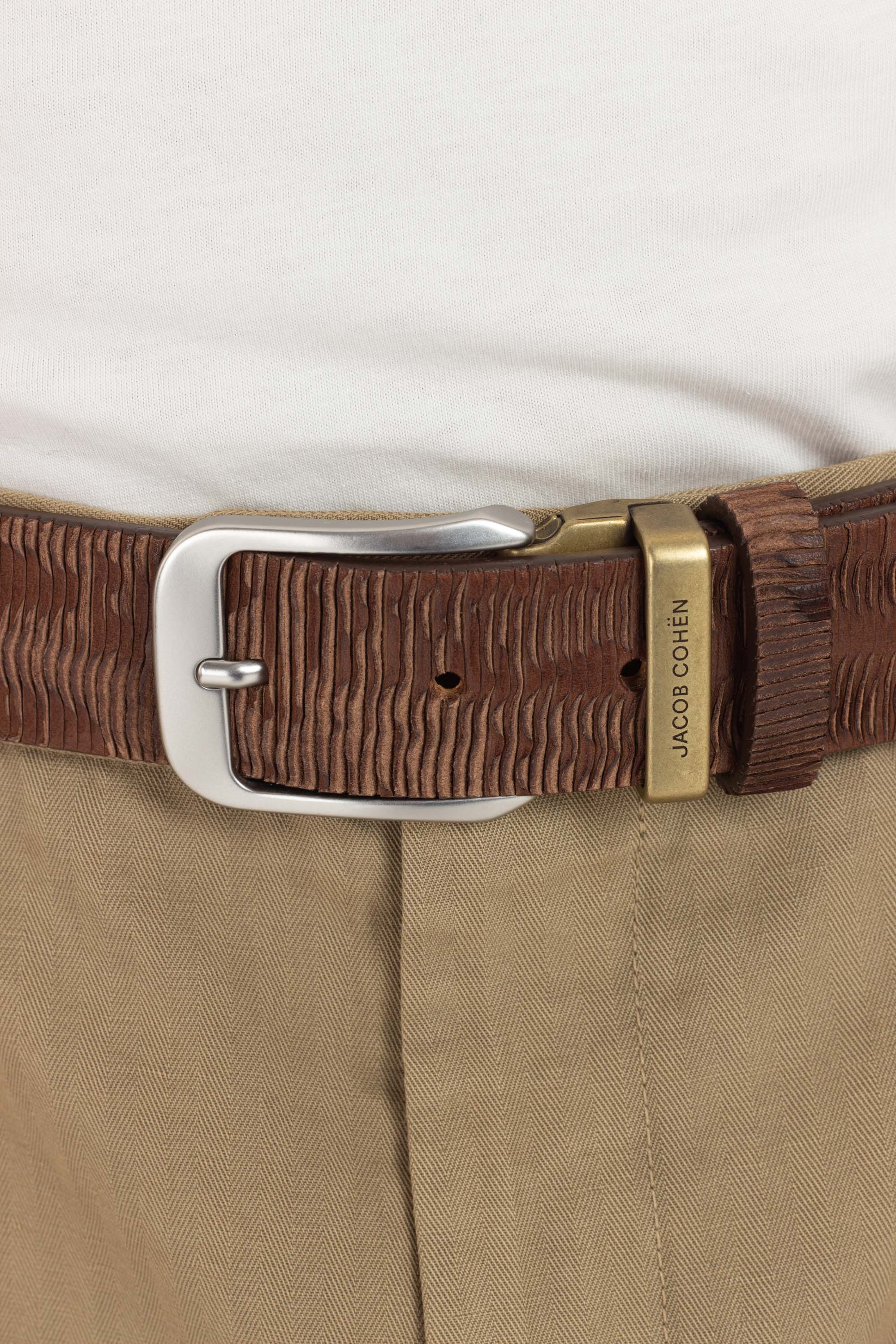 Lamellar leather belt