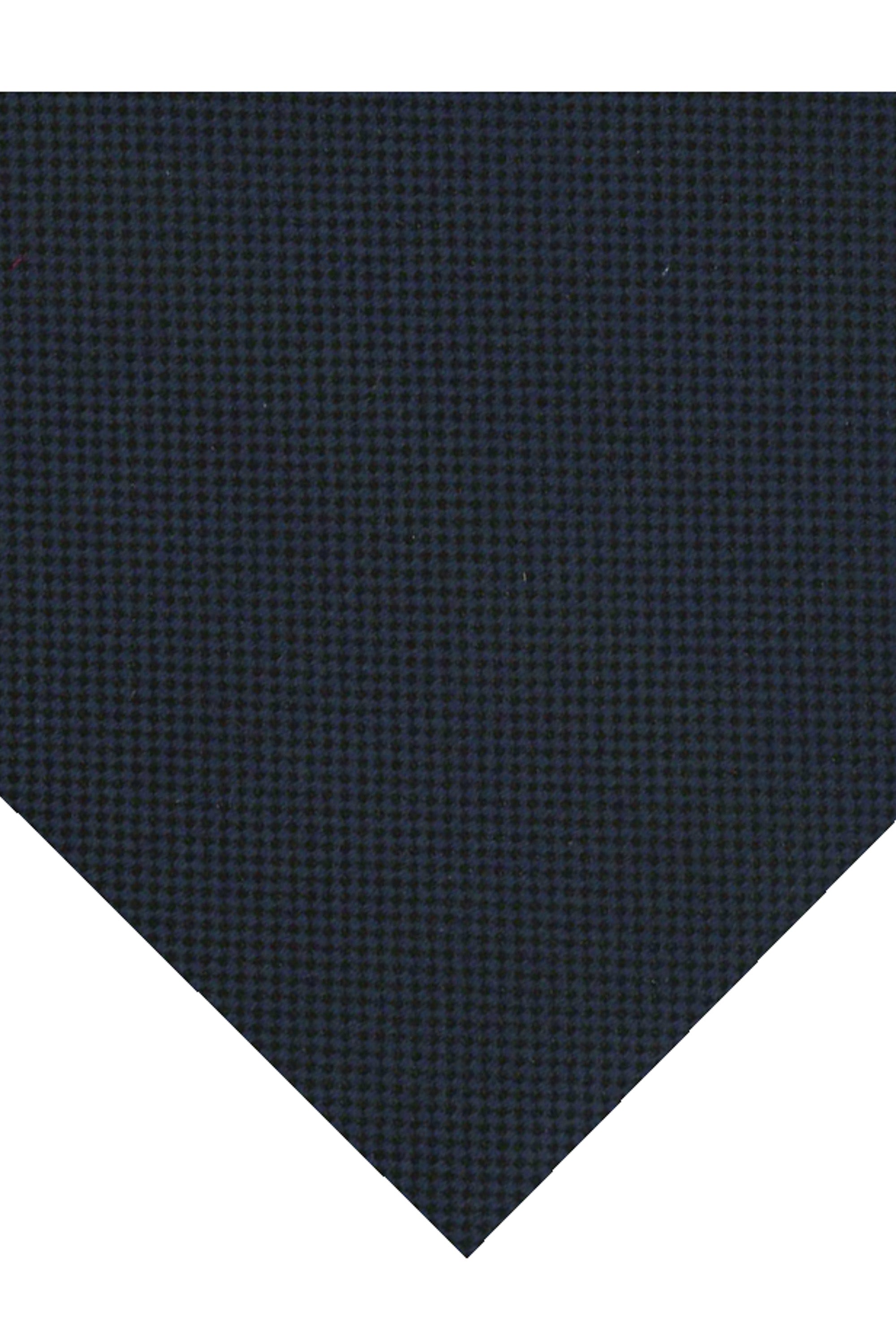 Pure silk tie