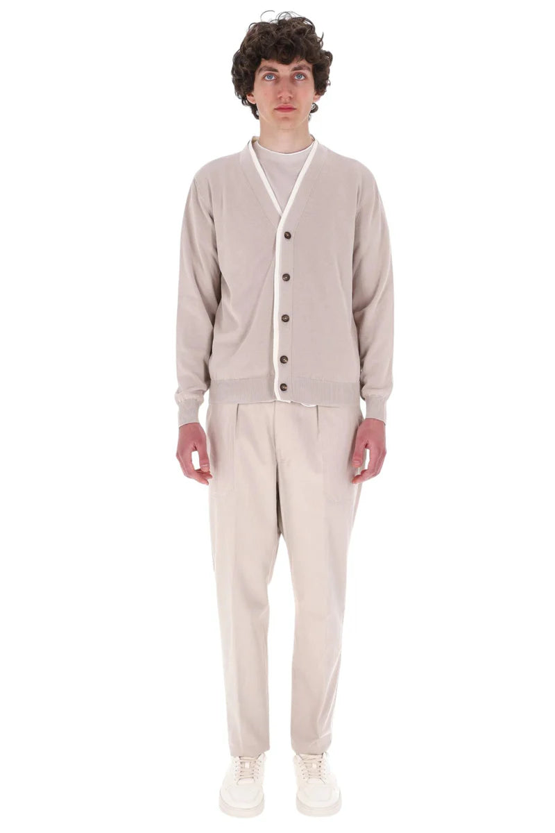 Refined Tonal Neutral Look