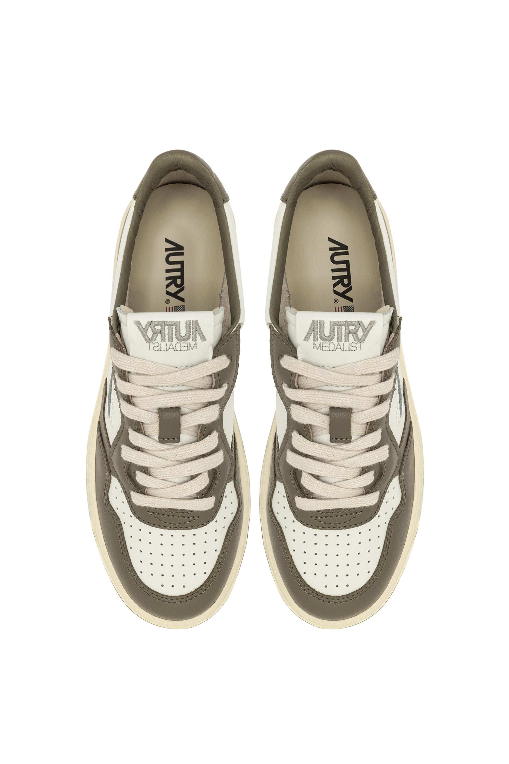 Sneaker Medalist bicolor in pelle AULM WB54 WHT/CVRT GR Autry 