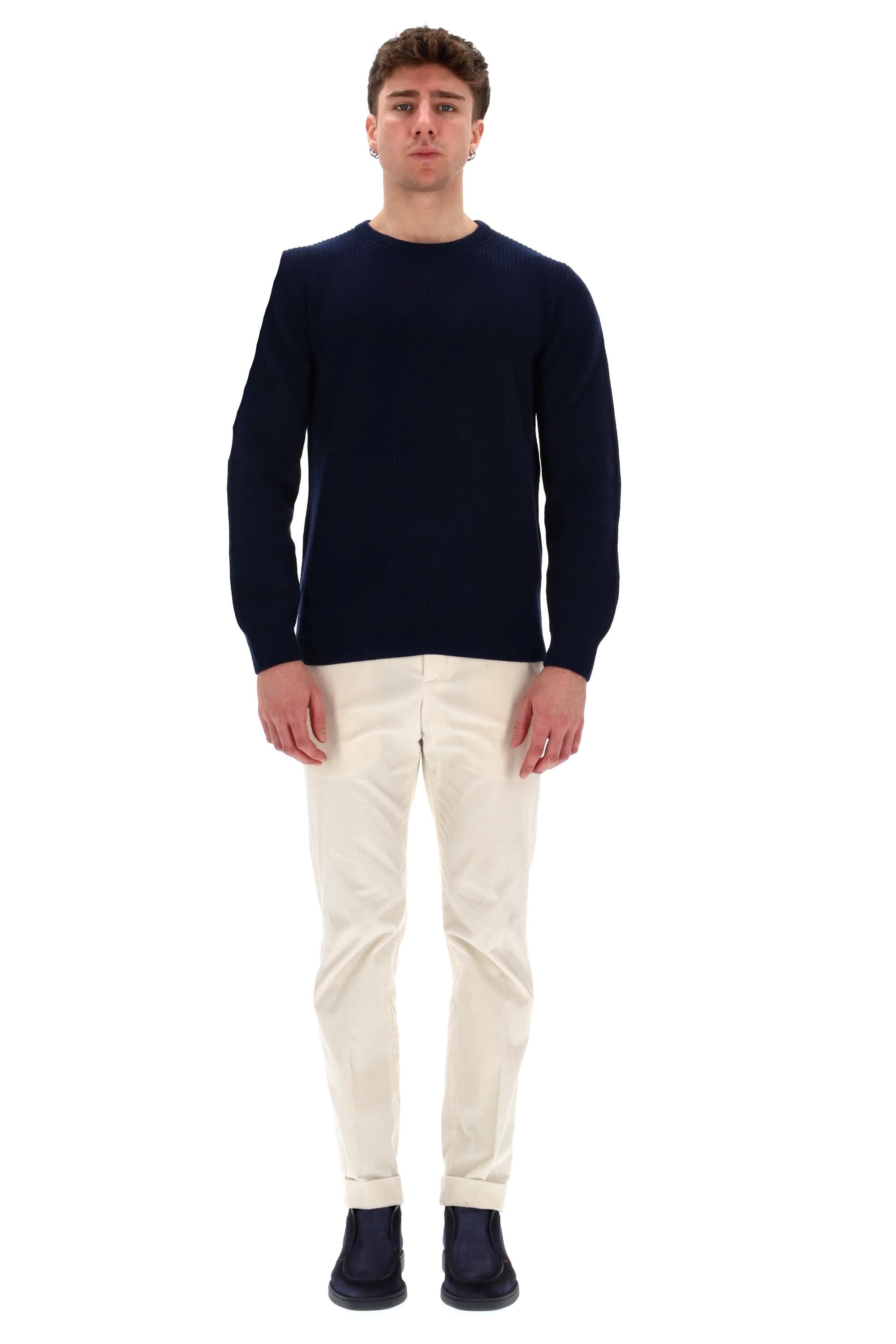 Maglia girocollo in lana-cashmere a coste MG000146U 9200 Herno 