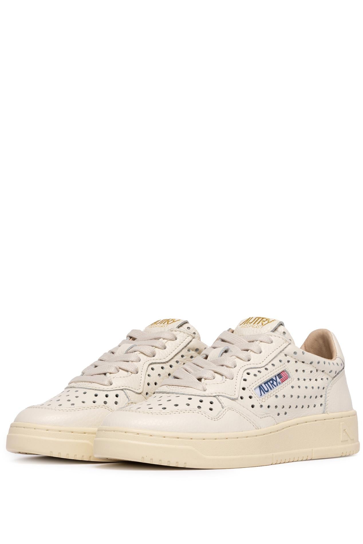 Autry Sneaker donna Medalist in pelle traforata AULW FA04 CREAM 