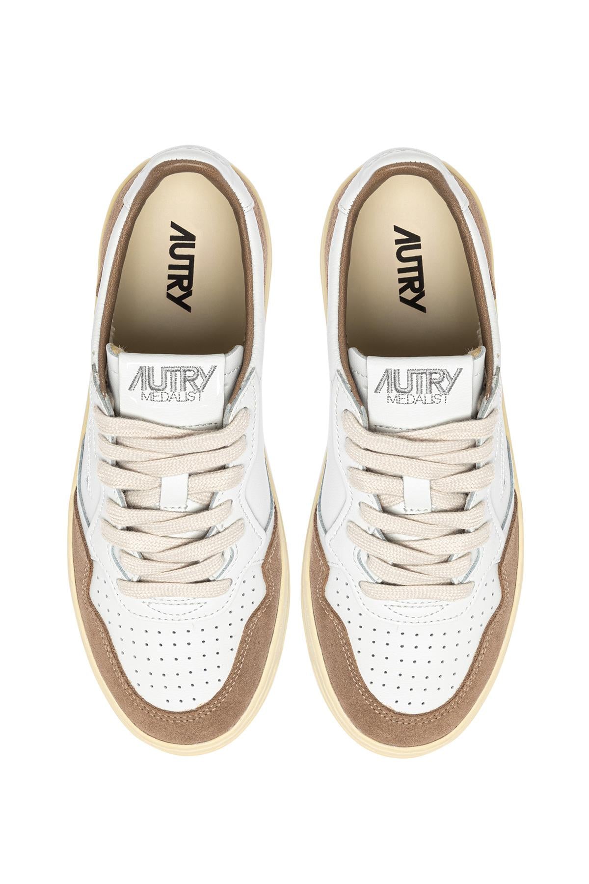 Autry Sneaker Medalist in pelle supersoft e camoscio AULM FT02 WHT/ANTIL 