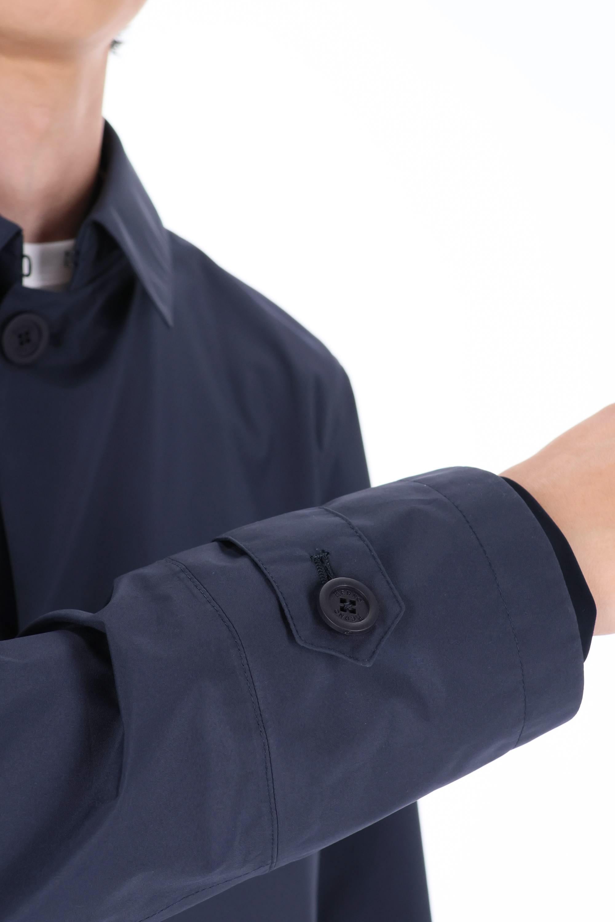 Soprabito in Goretex anti acqua con cappello IM000350U 9201 Herno 