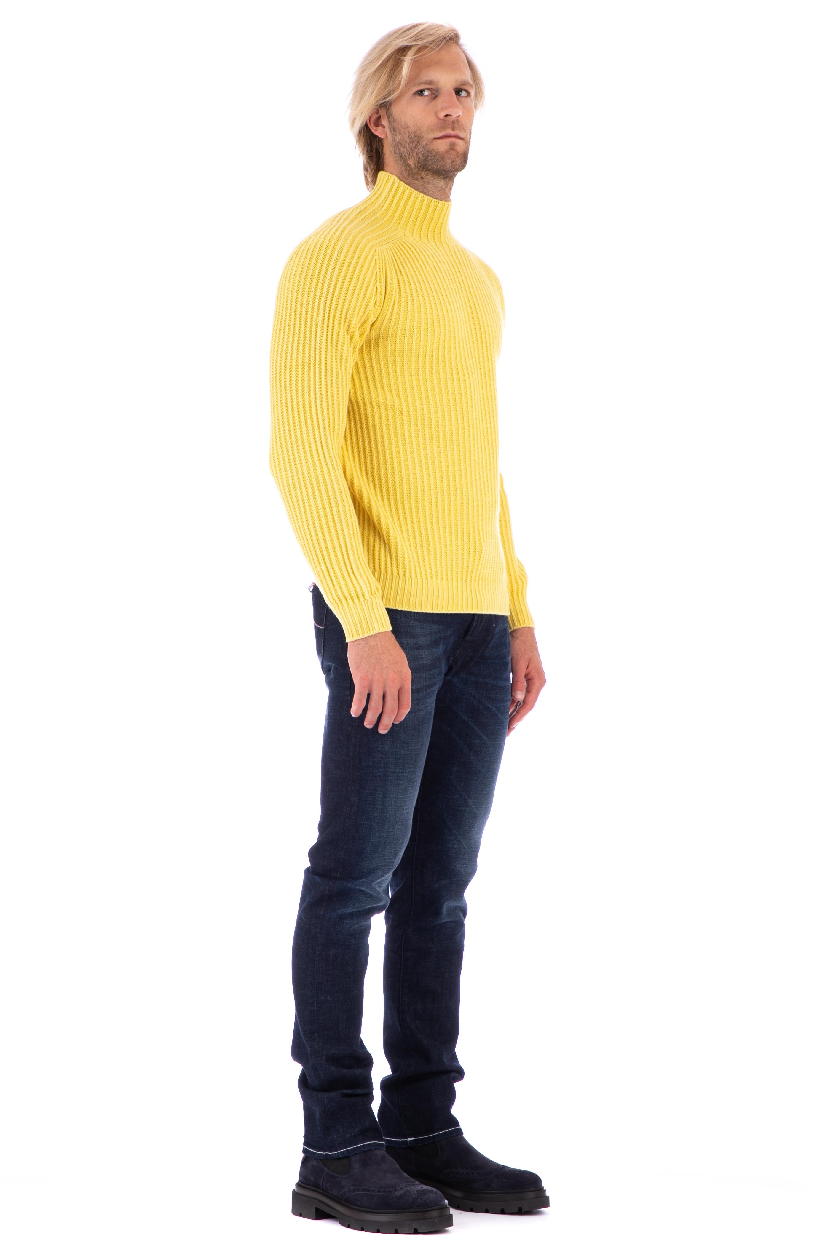 Maglia lupetto in lana vergine modello tamata MU723_1305238IF C197 Fly3 