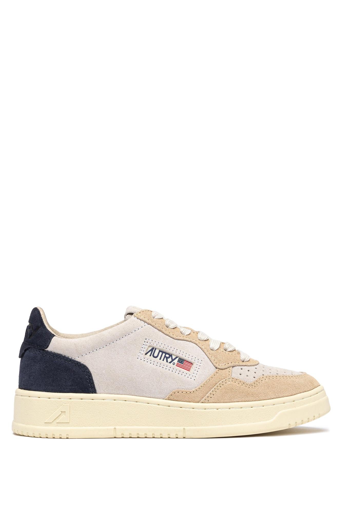 Autry Sneaker Medalist in triple suede AULM TS29 SAND/SPBLUE 