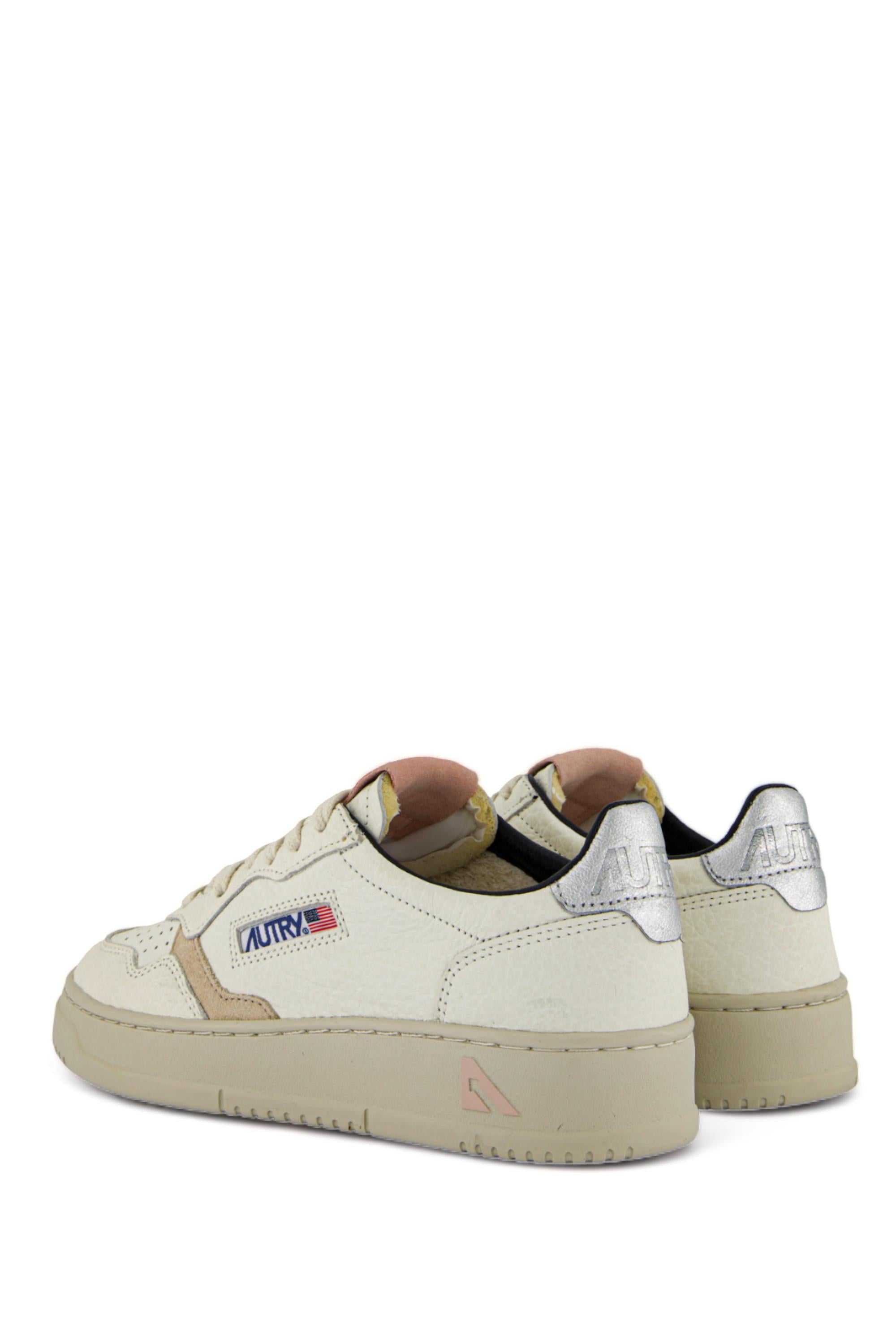 Sneaker Medalist donna low in pelle effetto elephant AULW LE18 SLV/BK/PW/GR Autry 