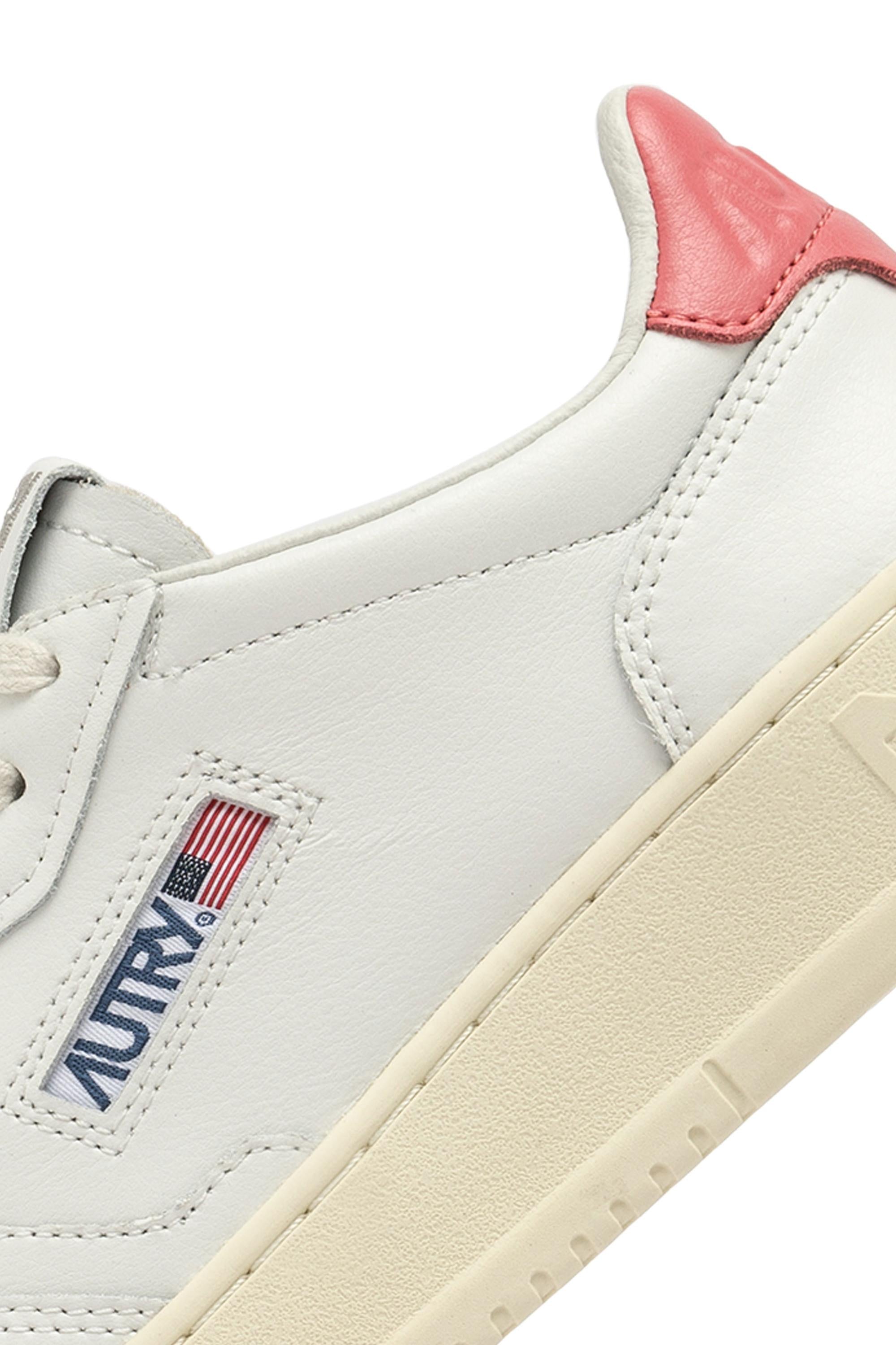 Autry Sneaker donna Medalist talloncino rosa intenso AULW LL78 WHT/TEAROSE 