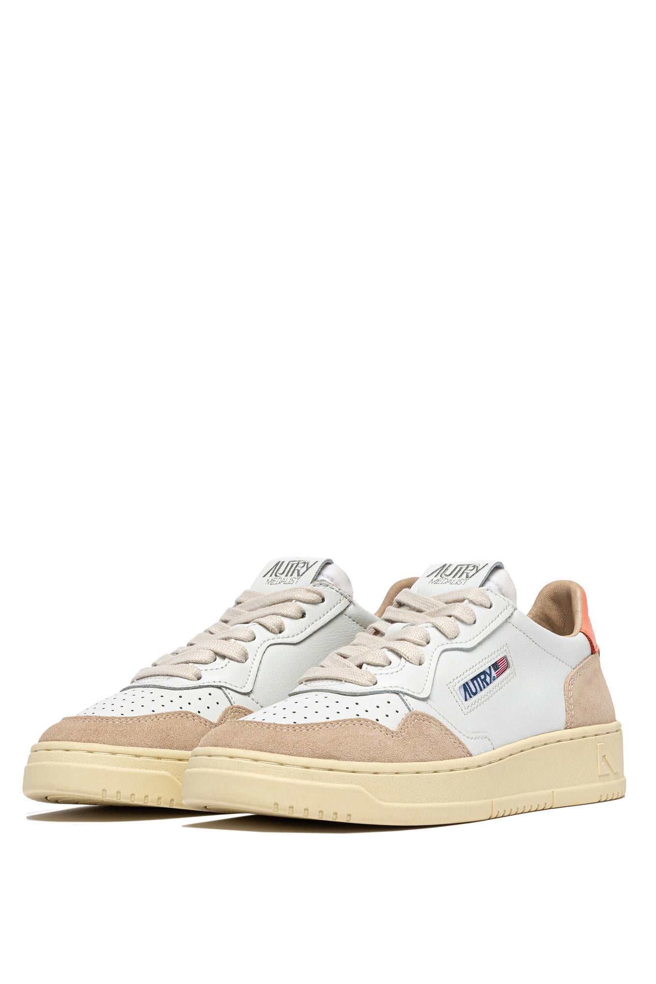 Autry Sneaker donna Medalist in pelle e camoscio talloncino pesca AULW LS13 WHT/PEACHP 
