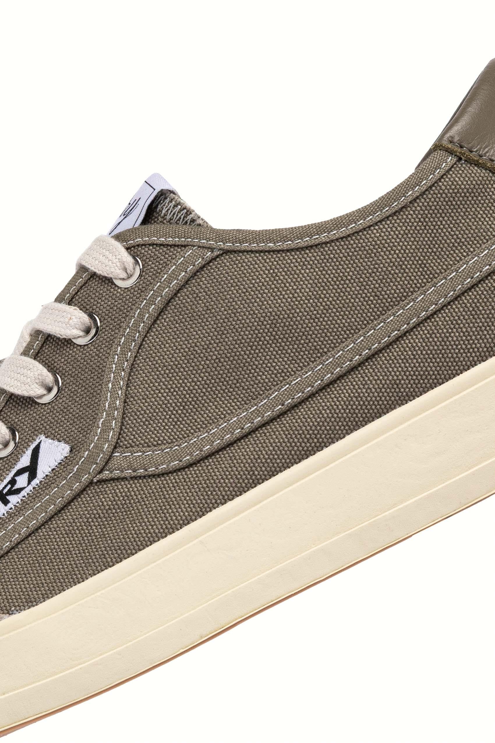 Autry Sneaker Windscape in canvas di cotone verde militare SCLM CU03 MILITARY 