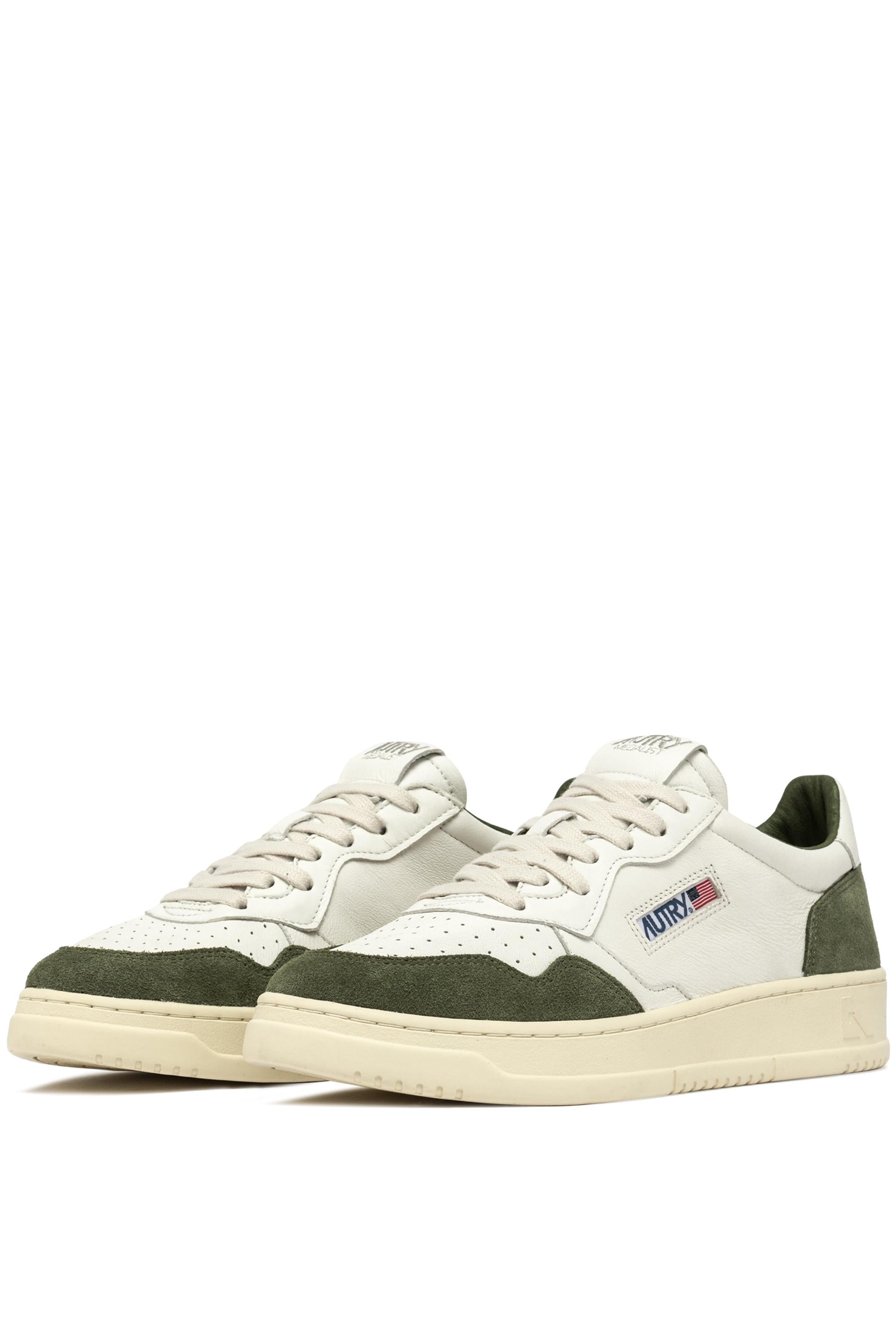 Autry Sneaker Medalist in pelle di capra e camoscio verde AULM GS40 WHT/MILIT 