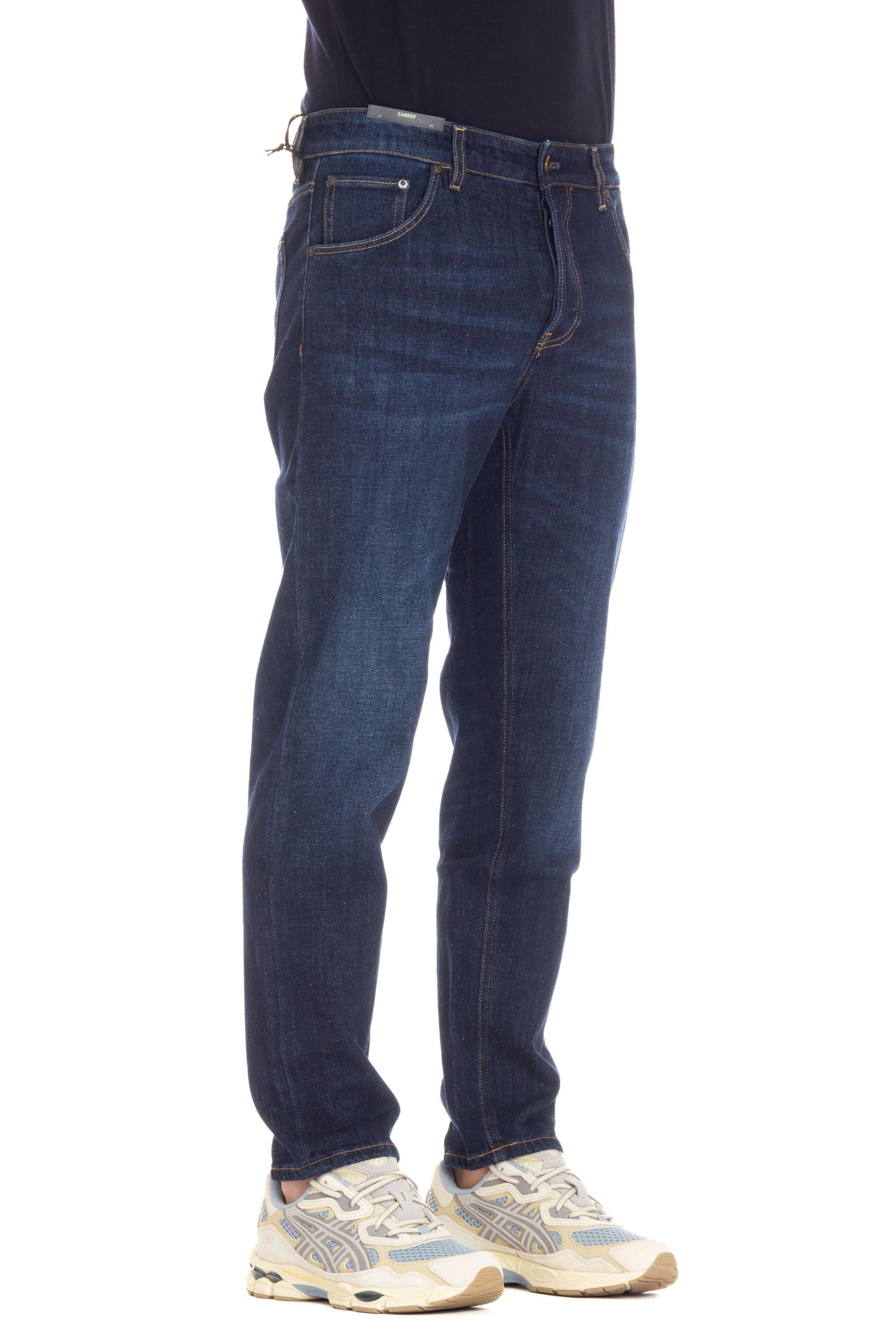 Jeans lavaggio scuro etichetta camoscio Carrot fit RP05B0 TX1640 MN14 PT Denim 