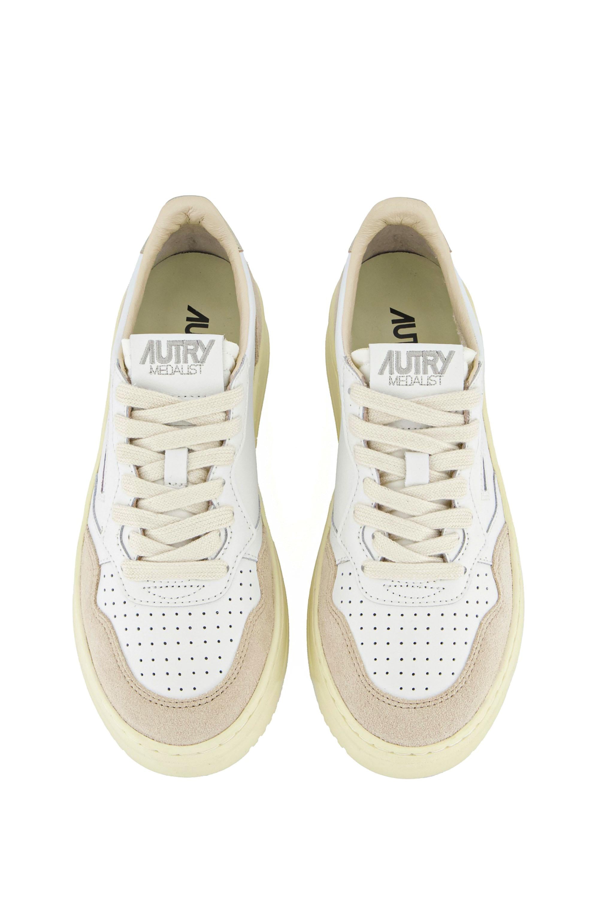 Sneaker Medalist donna bimateriale con talloncino oro AULW LS75 WHT/GOLD Autry 
