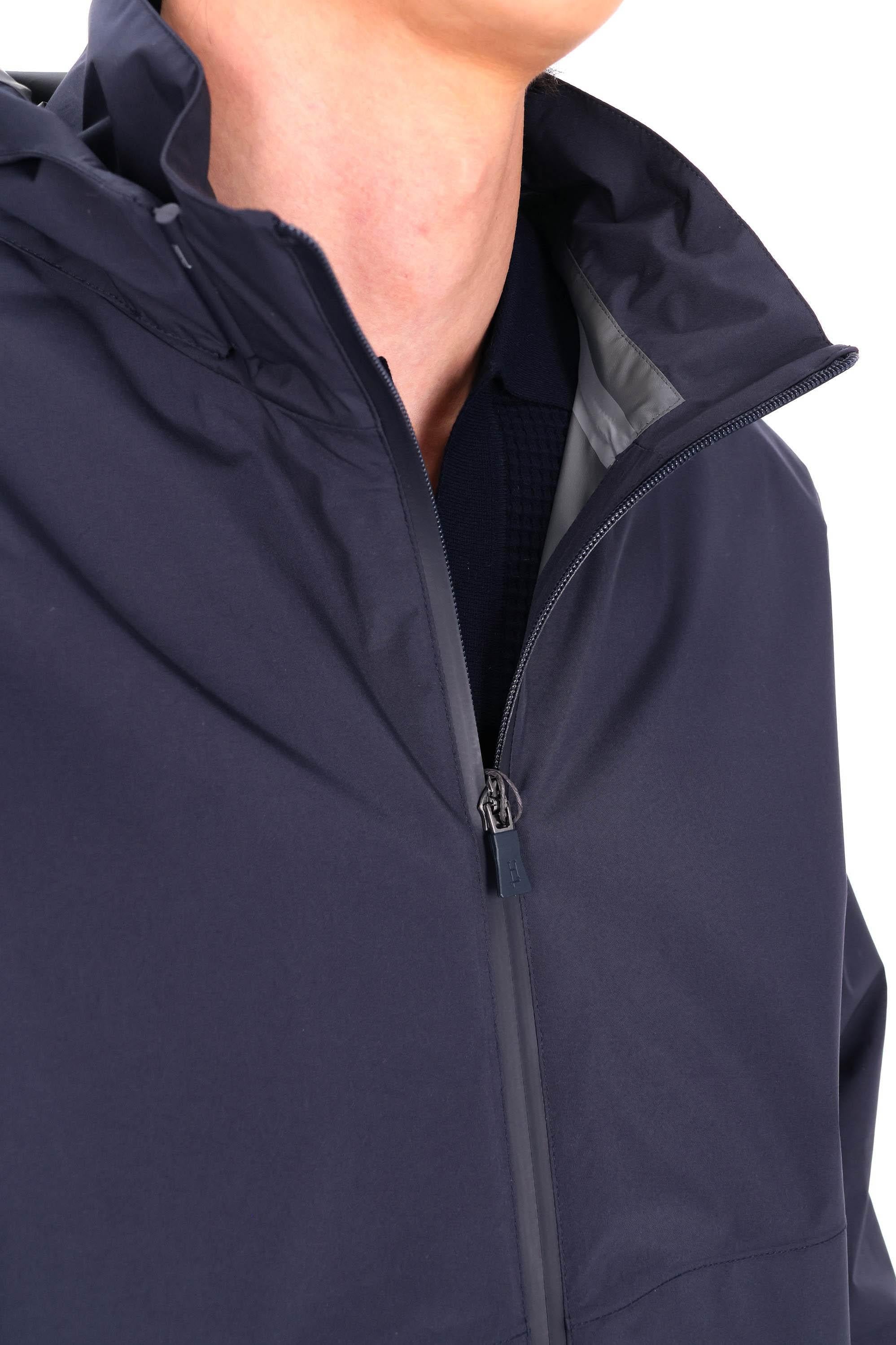 Herno Giubbino bomber in nylon anti acqua Functional Wardrobe GI000618U/2 9201 