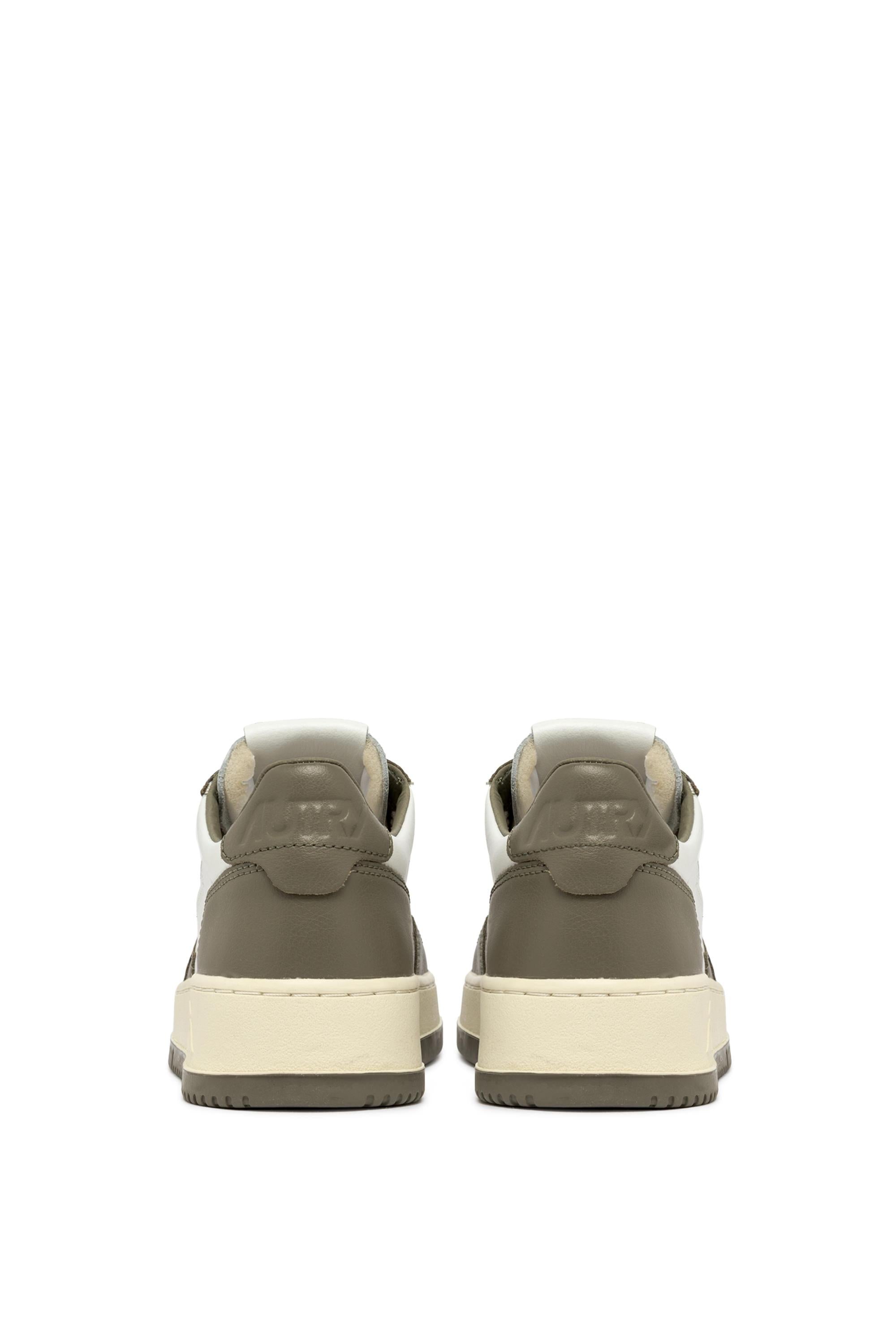 Sneaker Medalist bicolor in pelle AULM WB54 WHT/CVRT GR Autry 